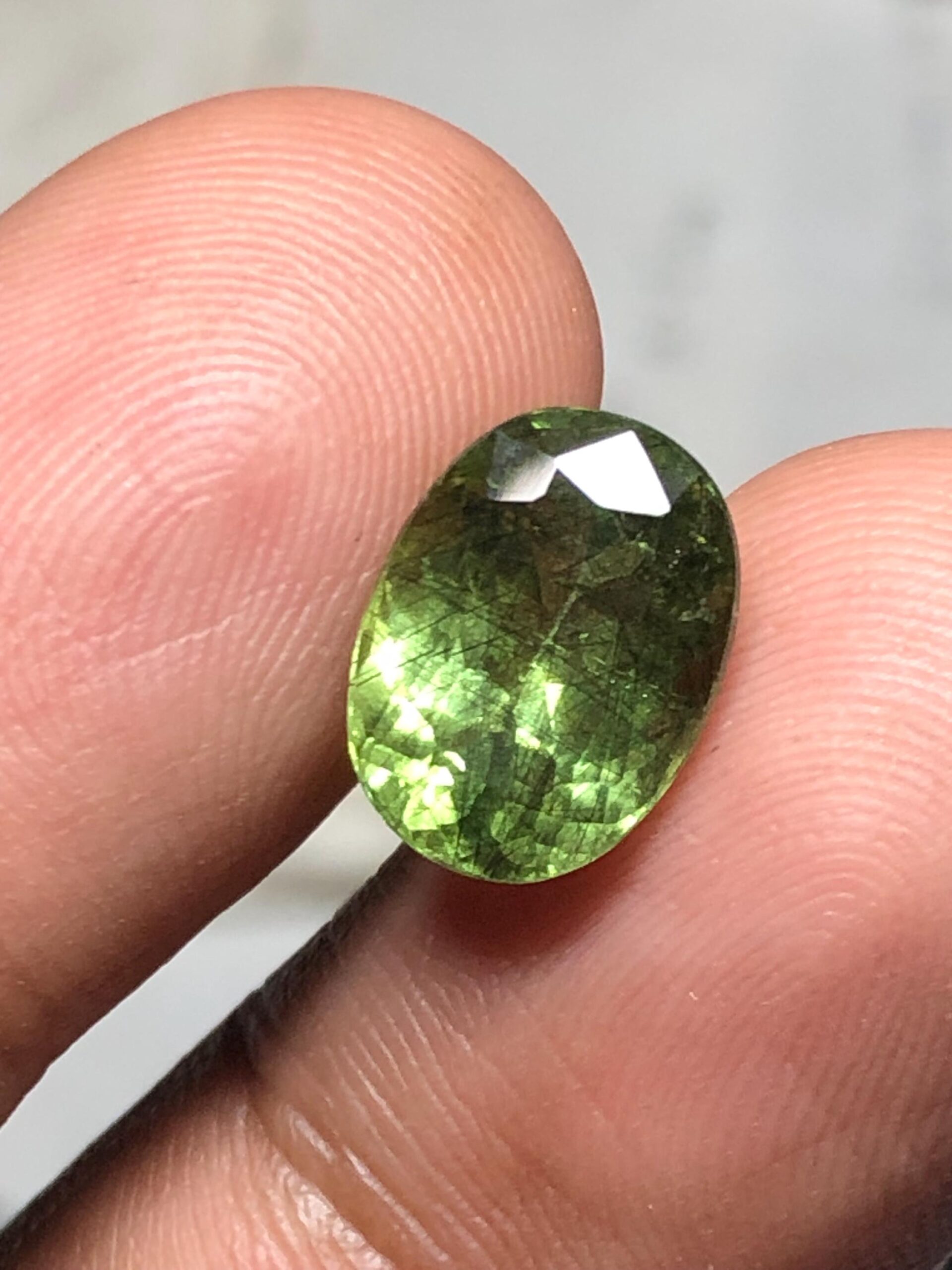 Natural Rutile Peridot Gemstone – 4.755 Carat Oval Cut, Pakistan Origin - Image 2