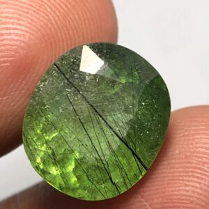 Natural Rutile Peridot Gemstone – 10.485 Ct Oval Cut, Pakistan Mine