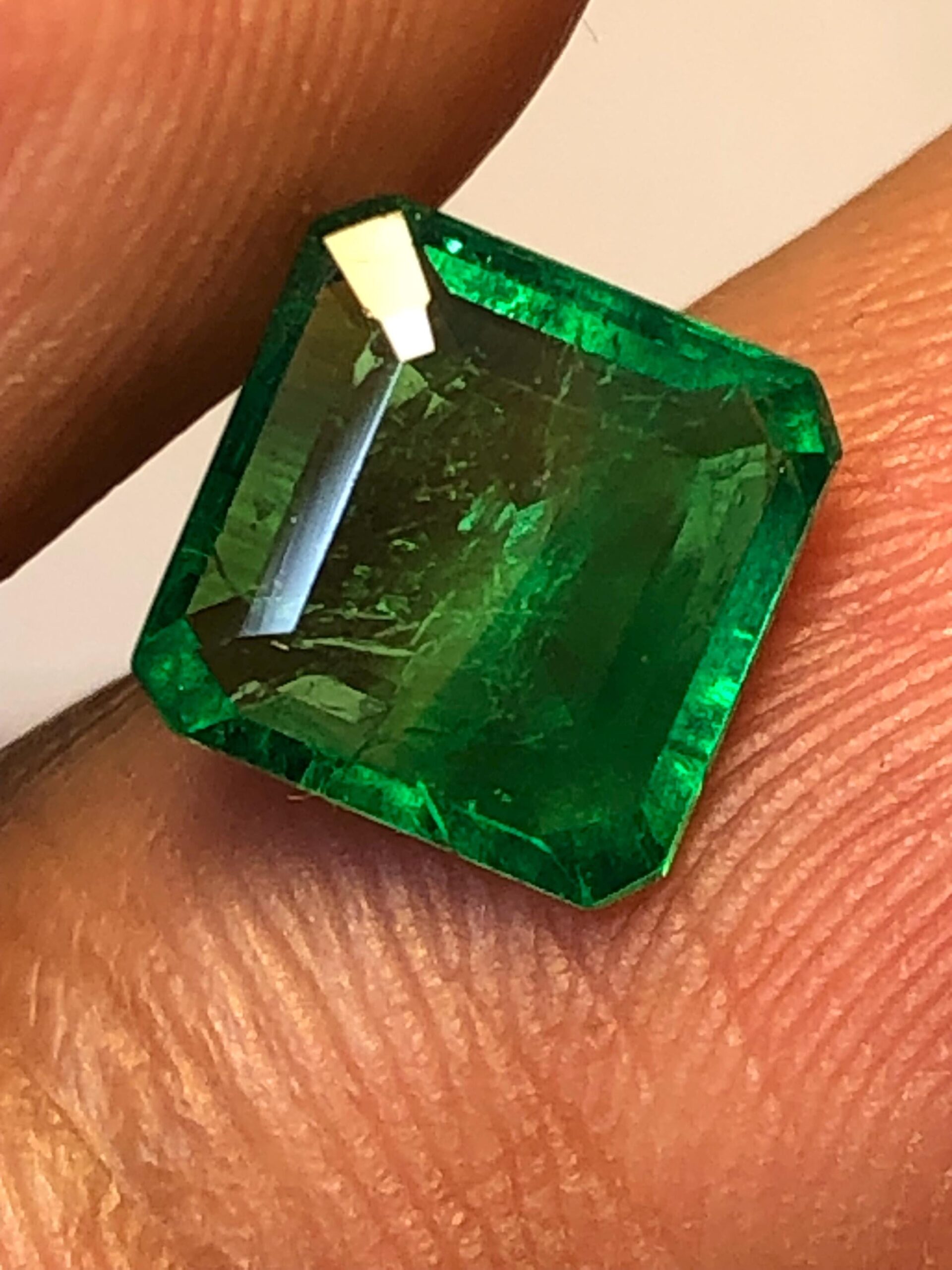 1.50 Carat Panjshir Emerald – Vivid Green Natural Faceted Square Cut Loose Gemstone | Afghan Emerald - Image 3