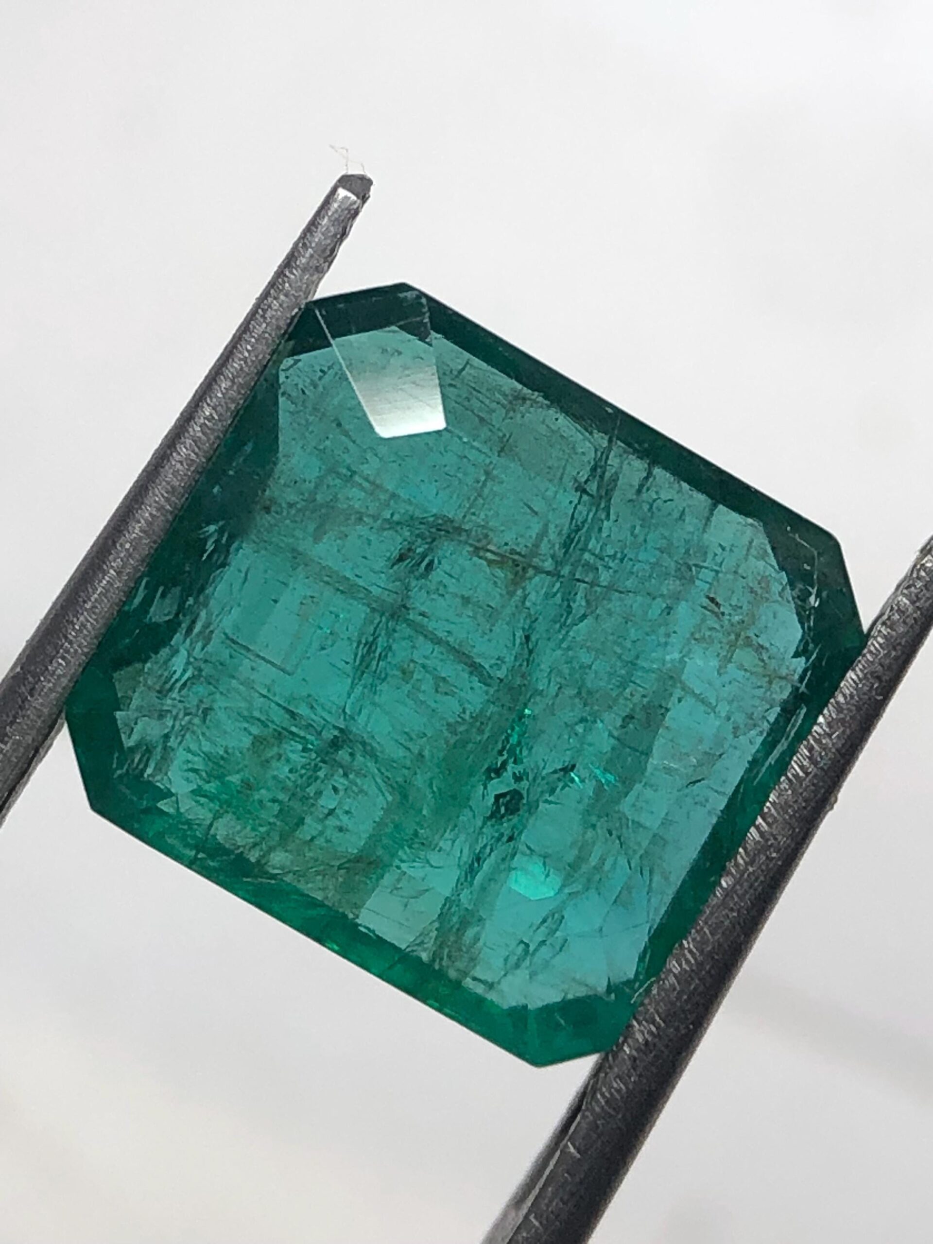 Natural Zambian Emerald Gemstone, 6.05 Ct Emerald Cut for Jewelry Making - Image 5