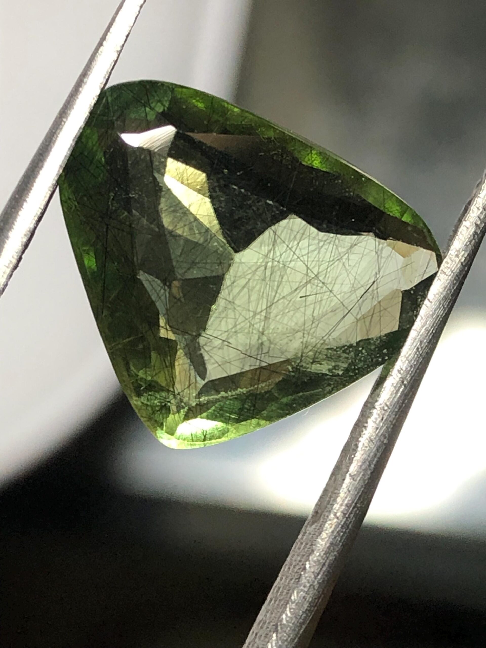 Natural Rutile Peridot Gemstone – Supat Valley Pakistan Fancy Cut 4.725ct