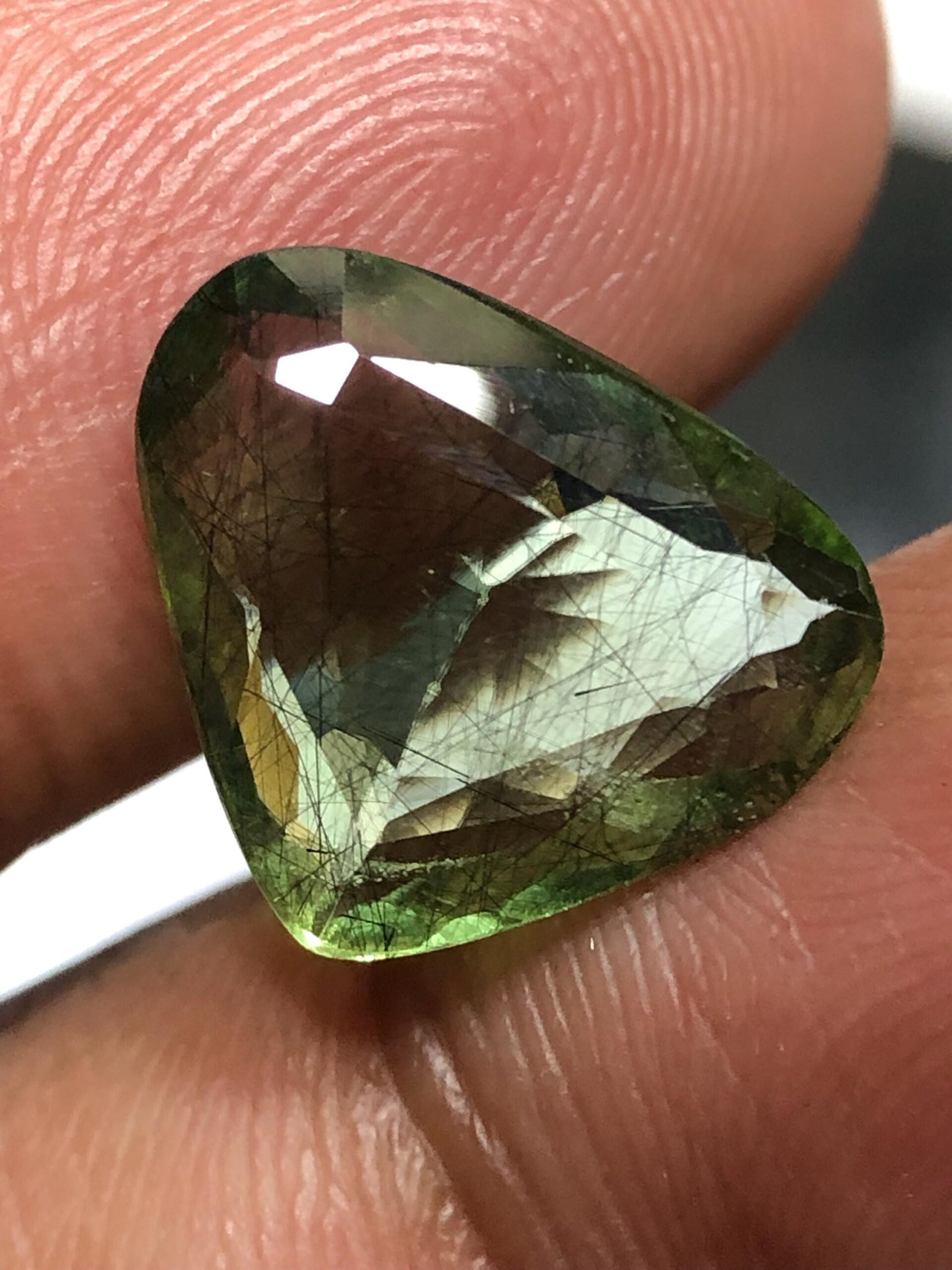 Natural Rutile Peridot Gemstone – Supat Valley Pakistan Fancy Cut 4.725ct - Image 2