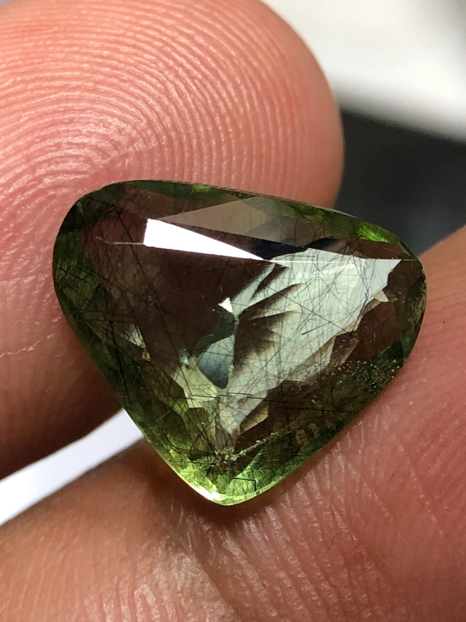 Natural Rutile Peridot Gemstone – Supat Valley Pakistan Fancy Cut 4.725ct - Image 5