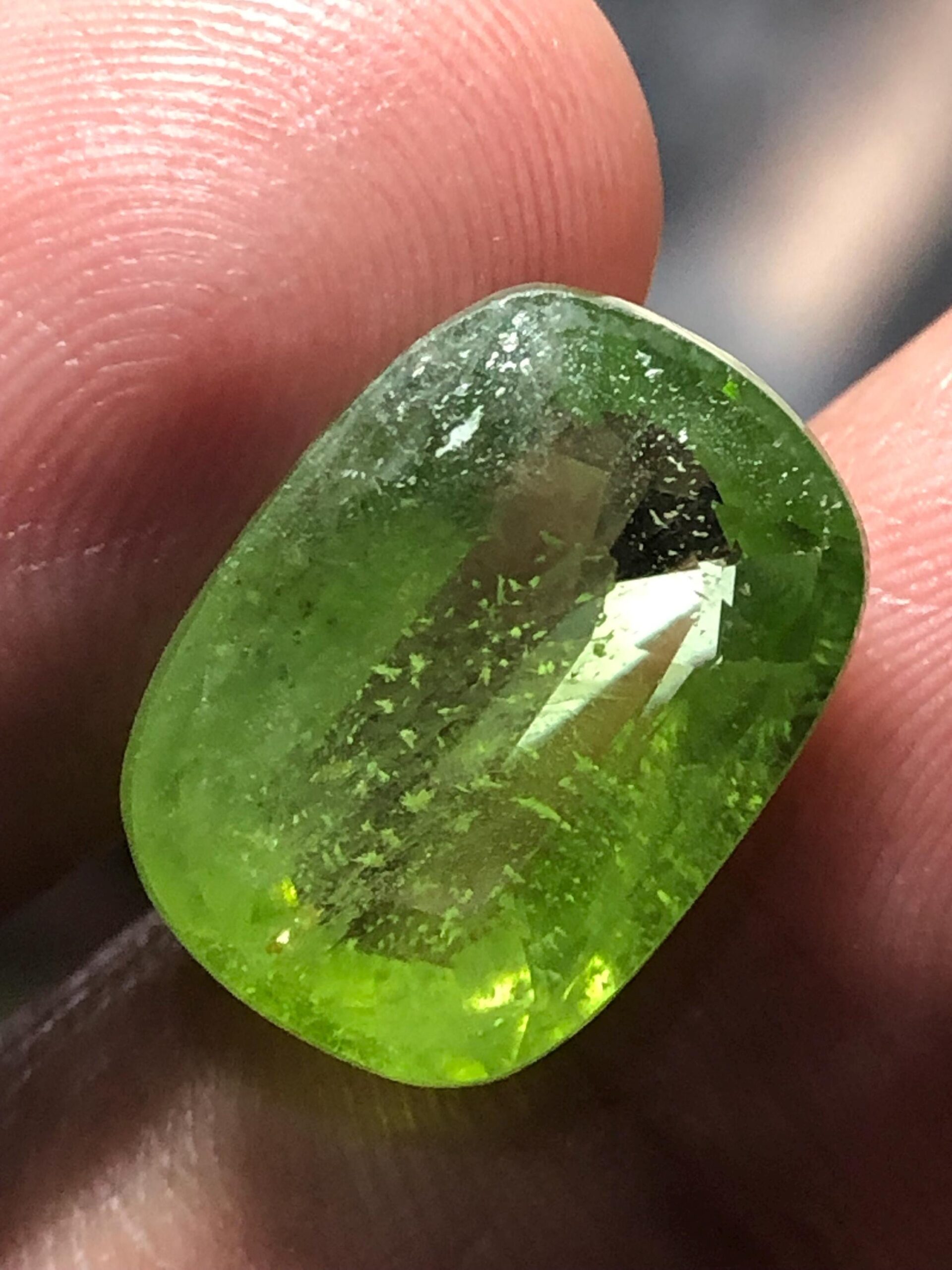 Natural 10.50 Carat Suppat Valley Peridot | Green Cushion Cut Loose Gemstone - Image 6
