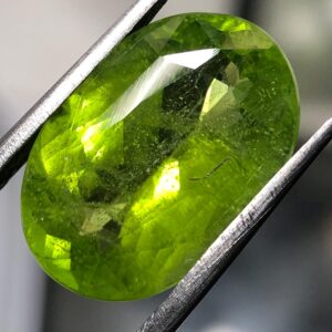 Natural Peridot Gemstone | Oval Cut Loose Peridot, Jewelry Making (8.86 Carat)
