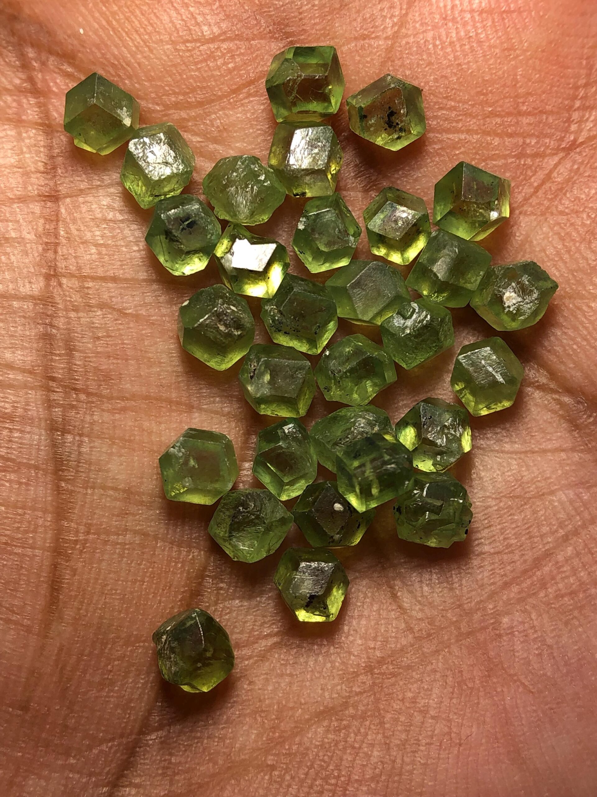 Natural Demantoid Garnet Lot: 23.75 carat 30pcs 4mm approx Green Gemstones for Jewelry Making - Image 3