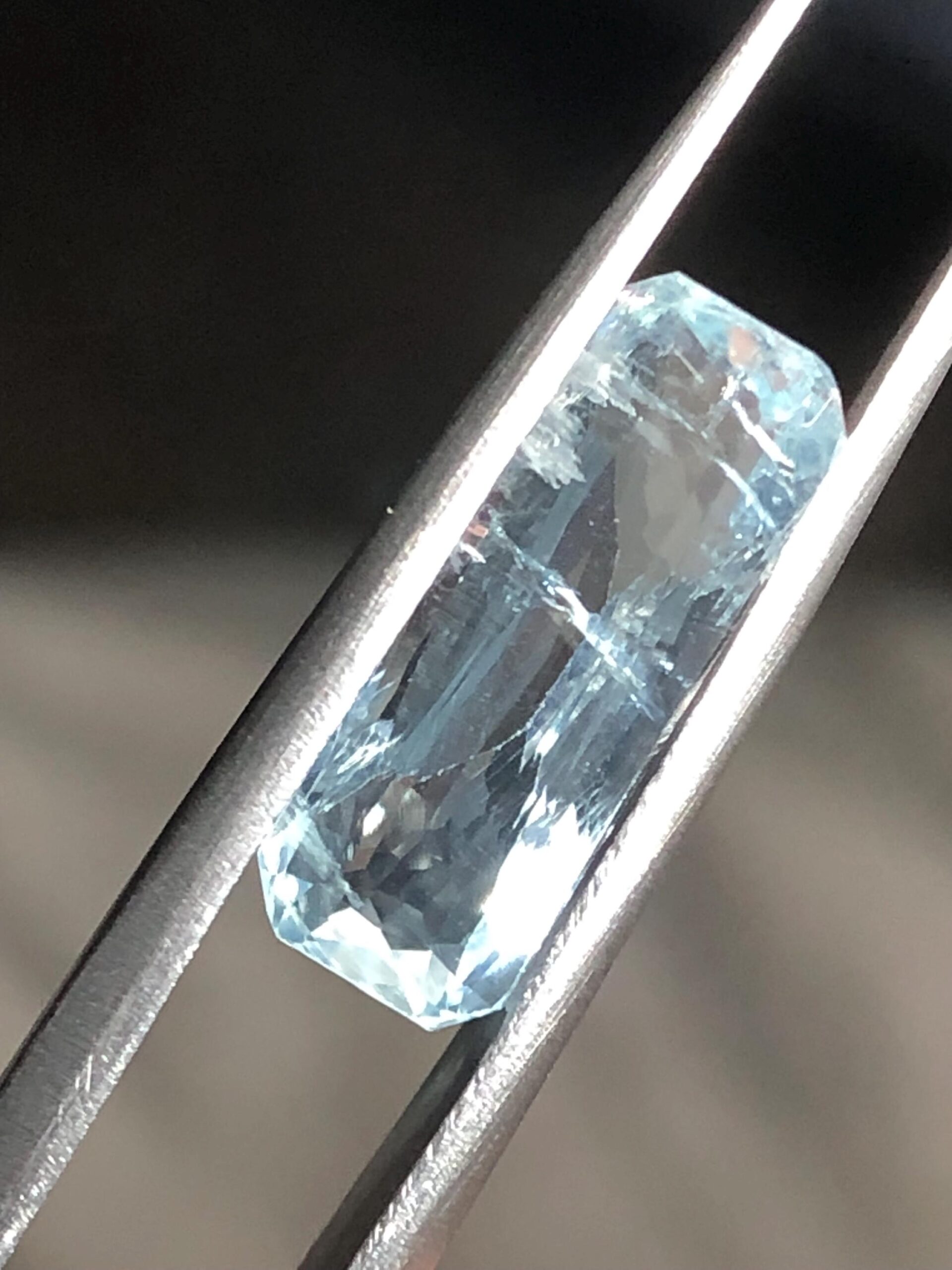 Natural Aquamarine Emerald Cut Gemstone, Light Blue Faceted Crystal (15.1x5.6 mm) - Image 4