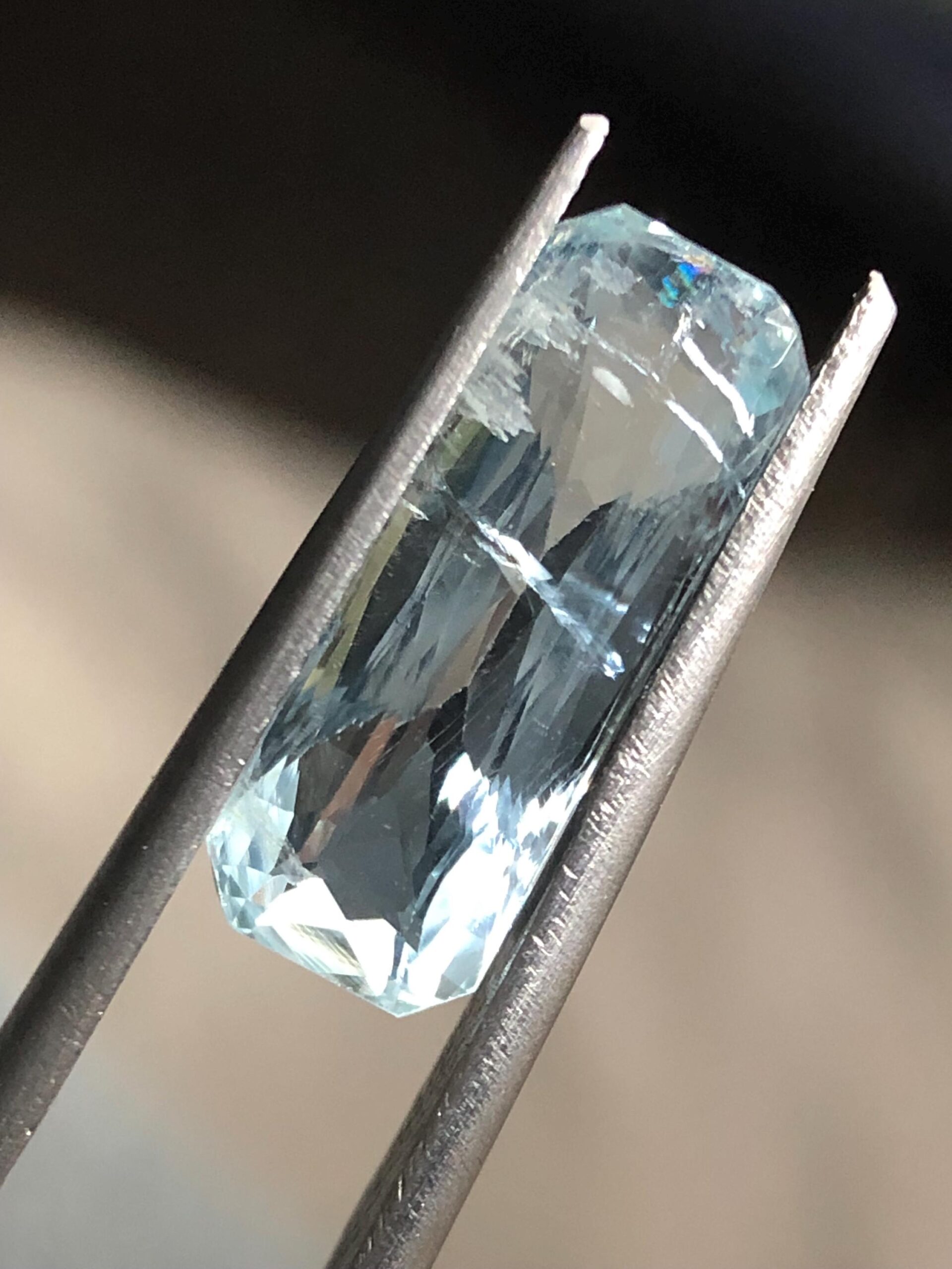 Natural Aquamarine Emerald Cut Gemstone, Light Blue Faceted Crystal (15.1x5.6 mm) - Image 3