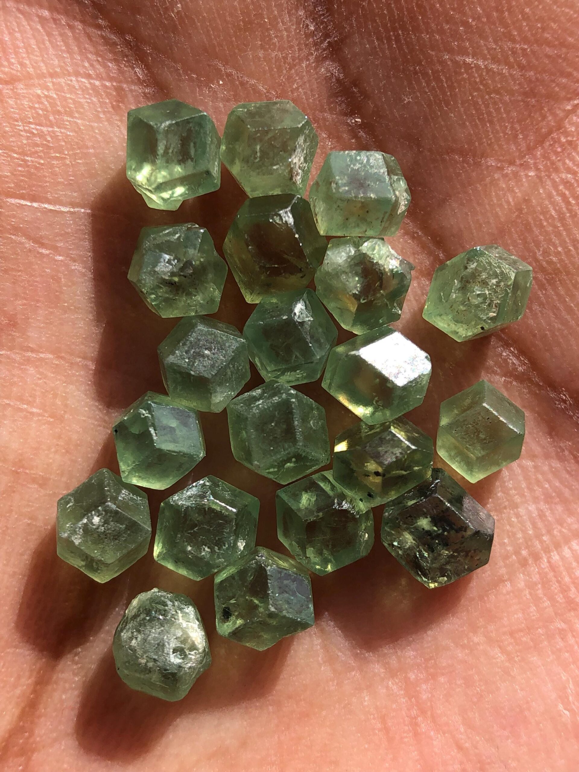 Natural Demantoid Garnet Lot – 21.20 Carats | 20 Pieces | 4.5–6.5 mm - Image 9