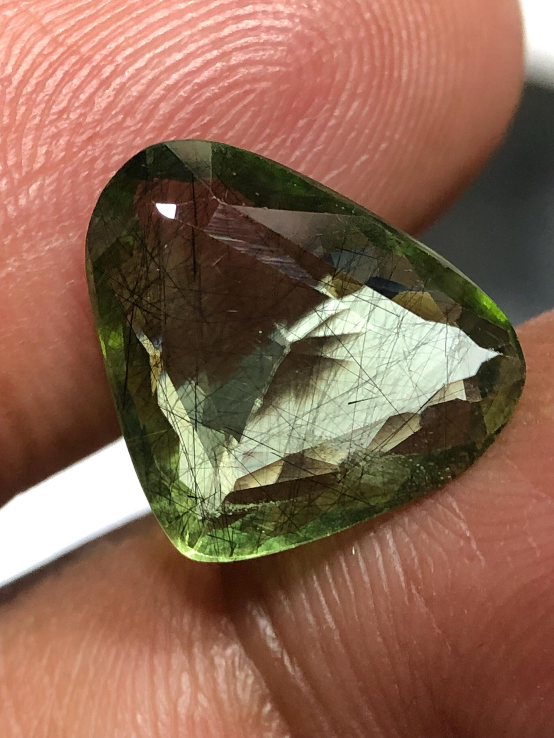 Natural Rutile Peridot Gemstone – Supat Valley Pakistan Fancy Cut 4.725ct - Image 4