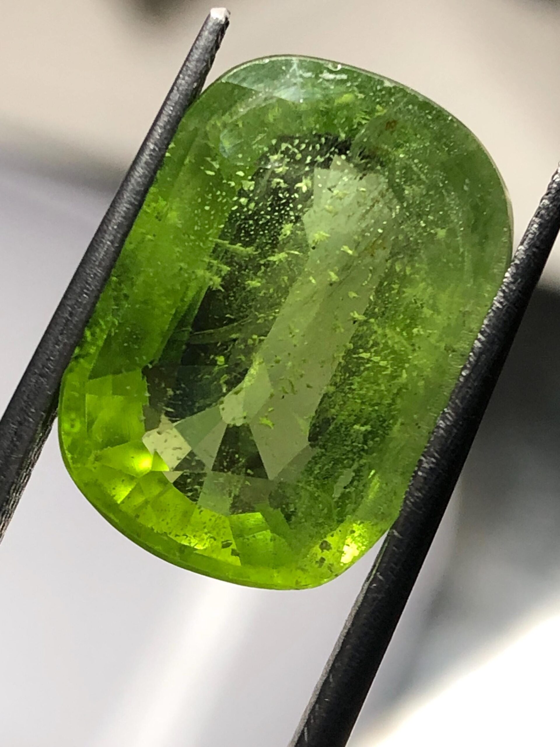 Natural 10.50 Carat Suppat Valley Peridot | Green Cushion Cut Loose Gemstone - Image 7