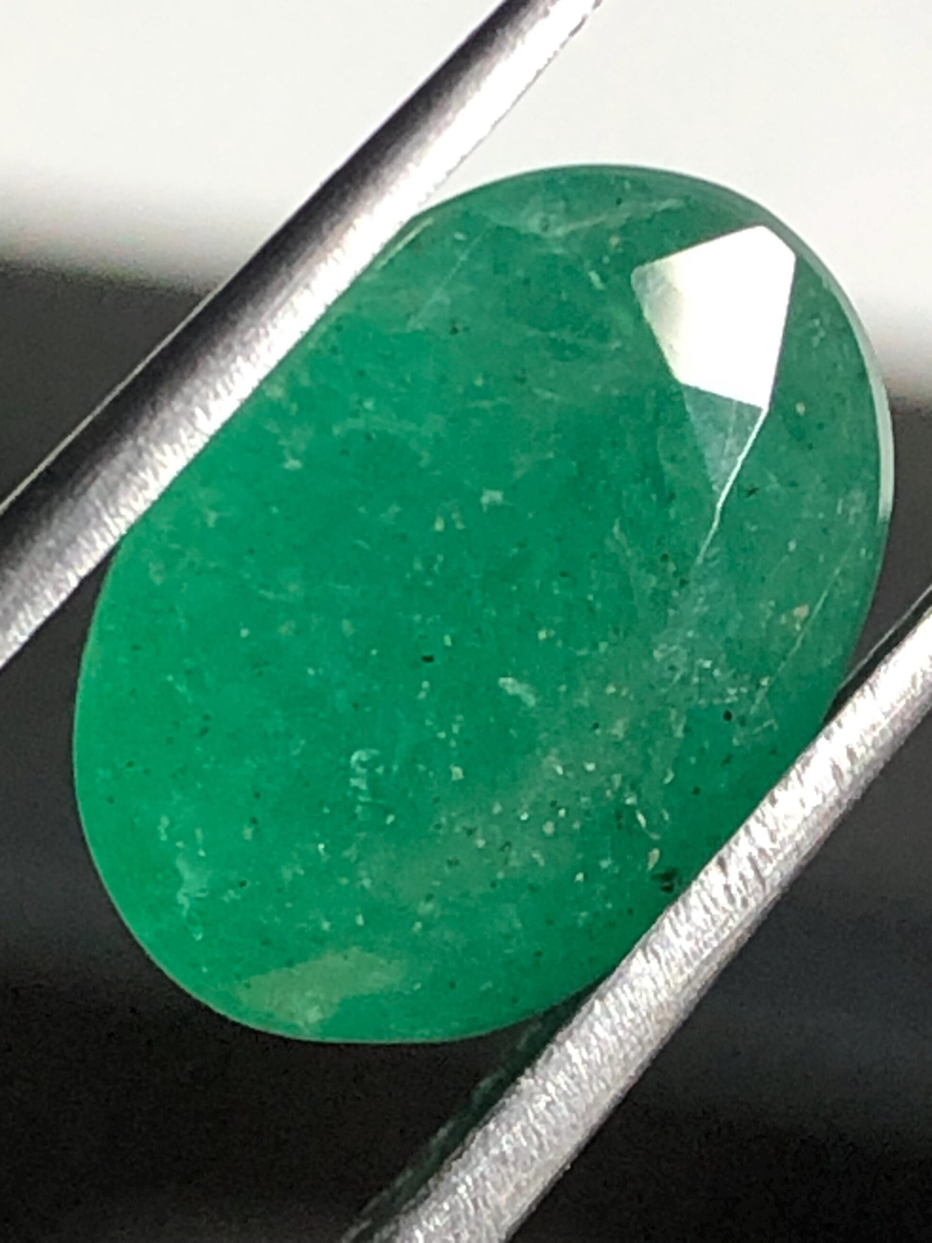 Natural Zambian Emerald Oval Gemstone, 3.91 Ct Vivid Green Faceted Stone, May Birthstone Gem - Image 6