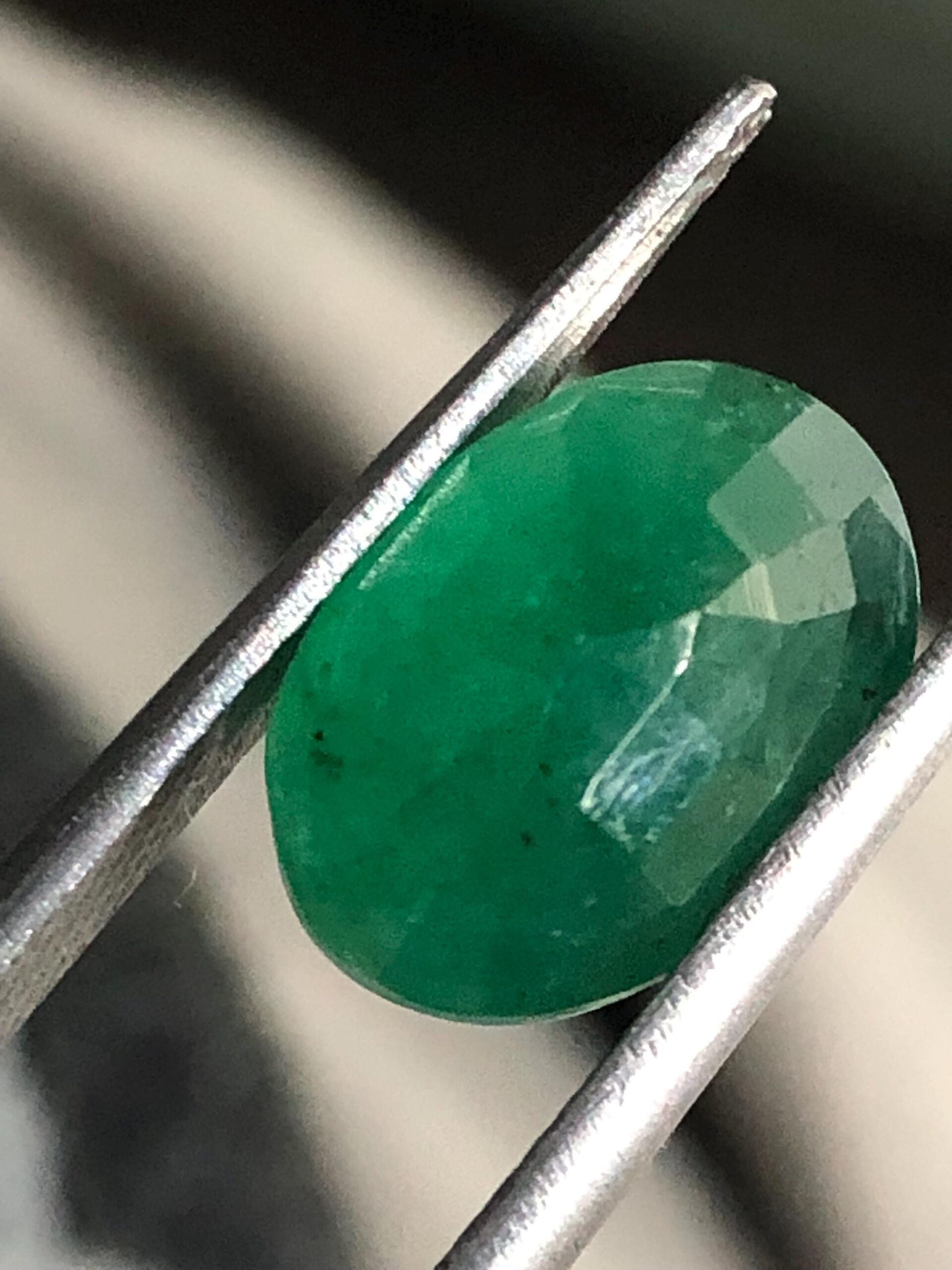 Natural Zambian Emerald Oval Gemstone, 3.91 Ct Vivid Green Faceted Stone, May Birthstone Gem - Image 7