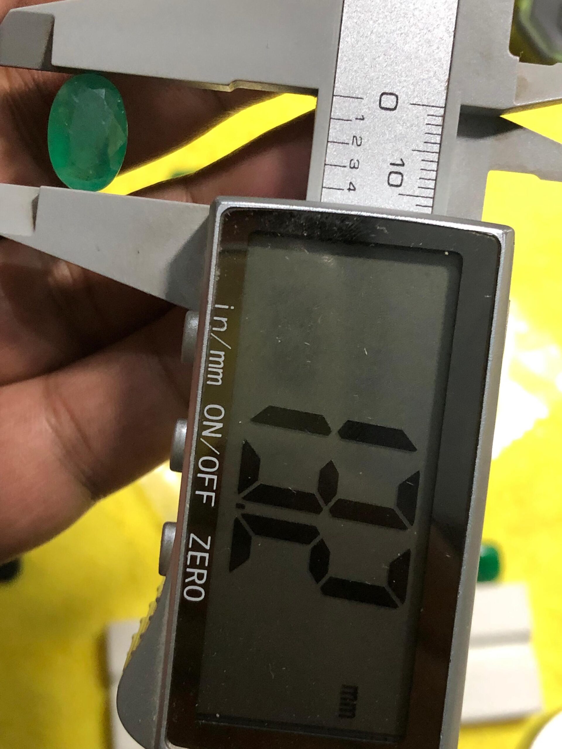 Natural Zambian Emerald Pair | 9.50 Carat Oval Faceted Matching Stones - Image 10
