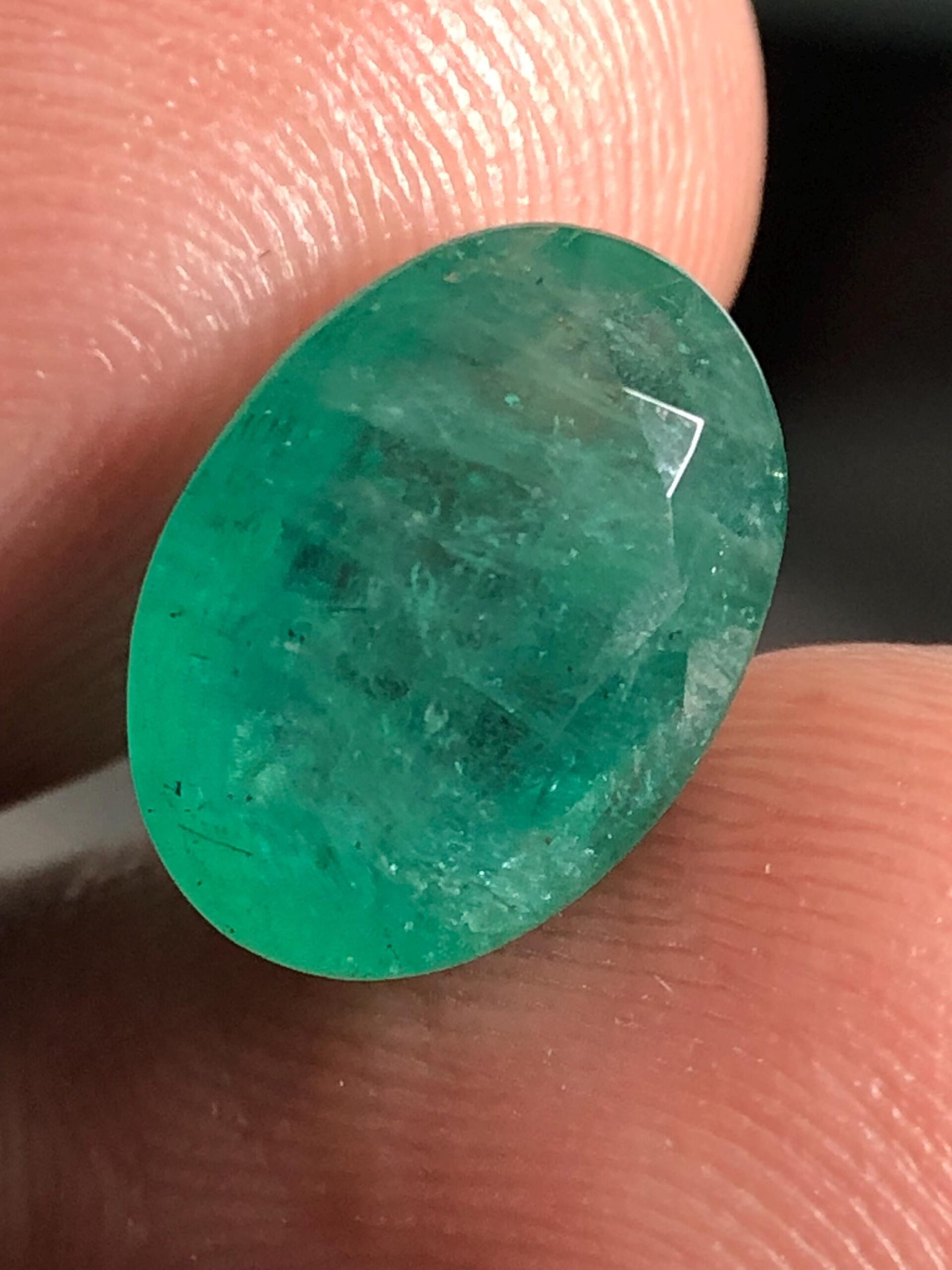 4.19 Carat Natural Zambian Emerald: Oval Green Gemstone - Image 3