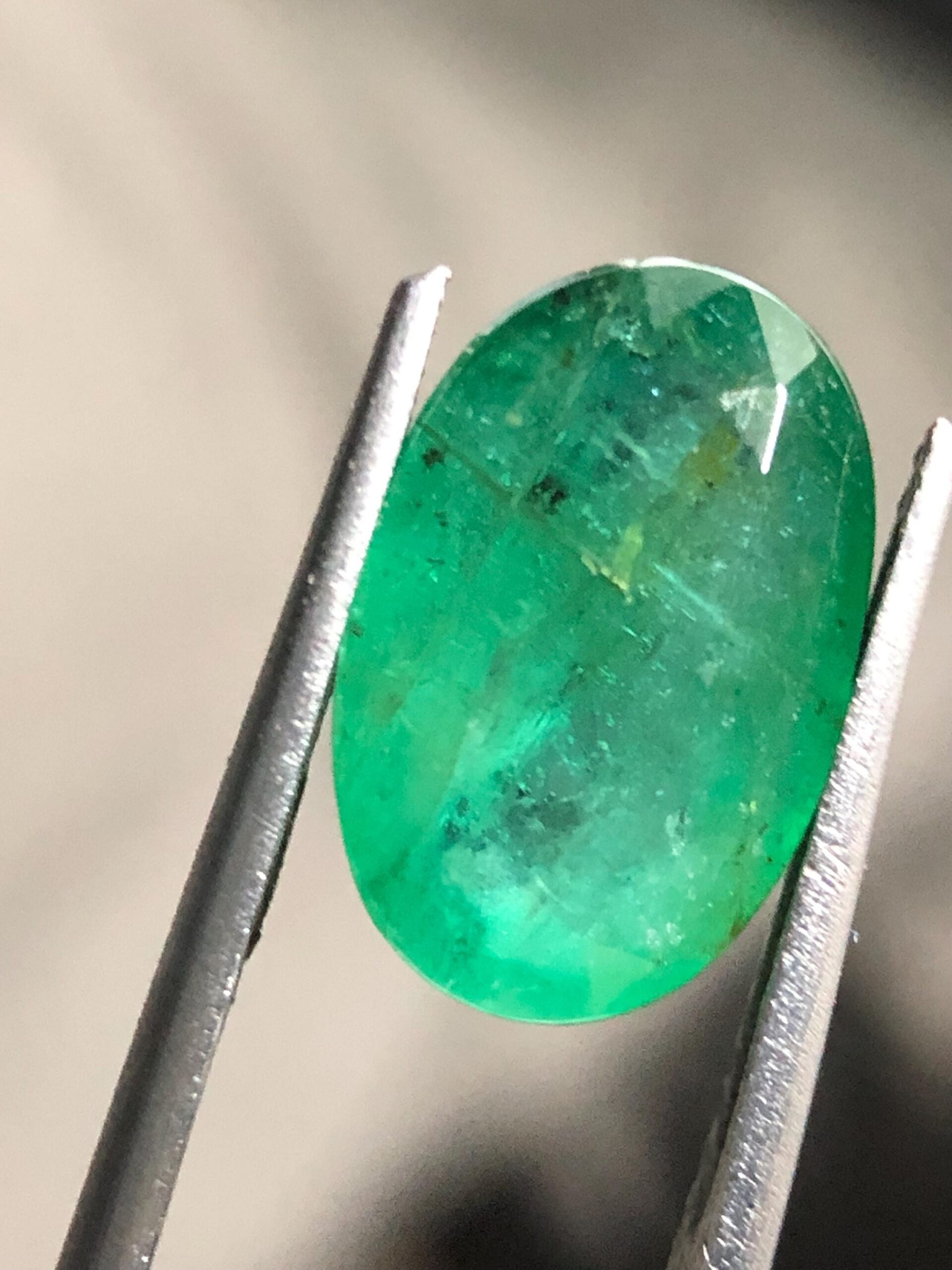 3.915 ct Natural Zambian Emerald – Loose Gemstone – Oval Cut – Green Emerald for Jewelry Making - Image 8