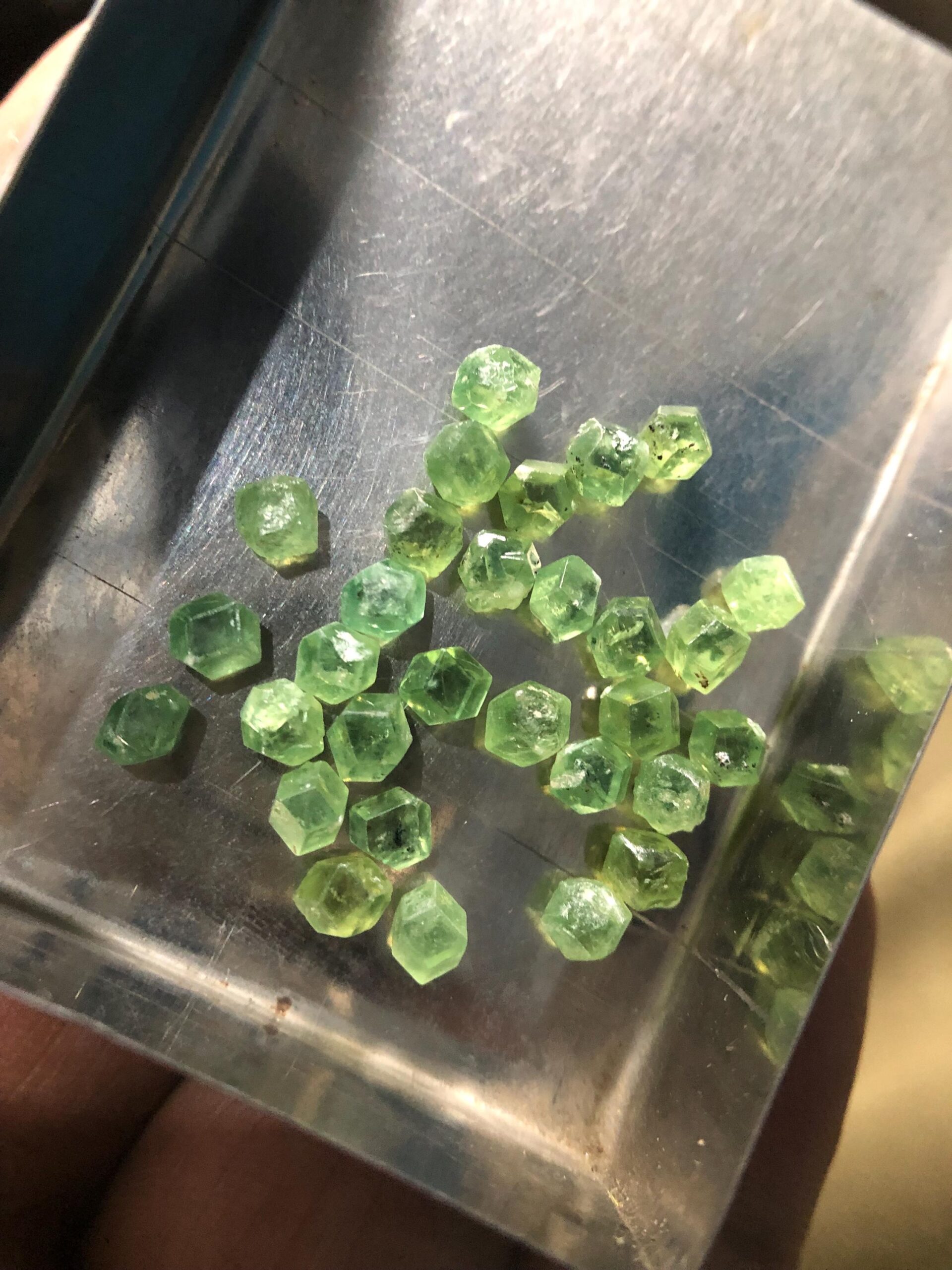 Natural Demantoid Garnet Lot: 23.75 carat 30pcs 4mm approx Green Gemstones for Jewelry Making - Image 4