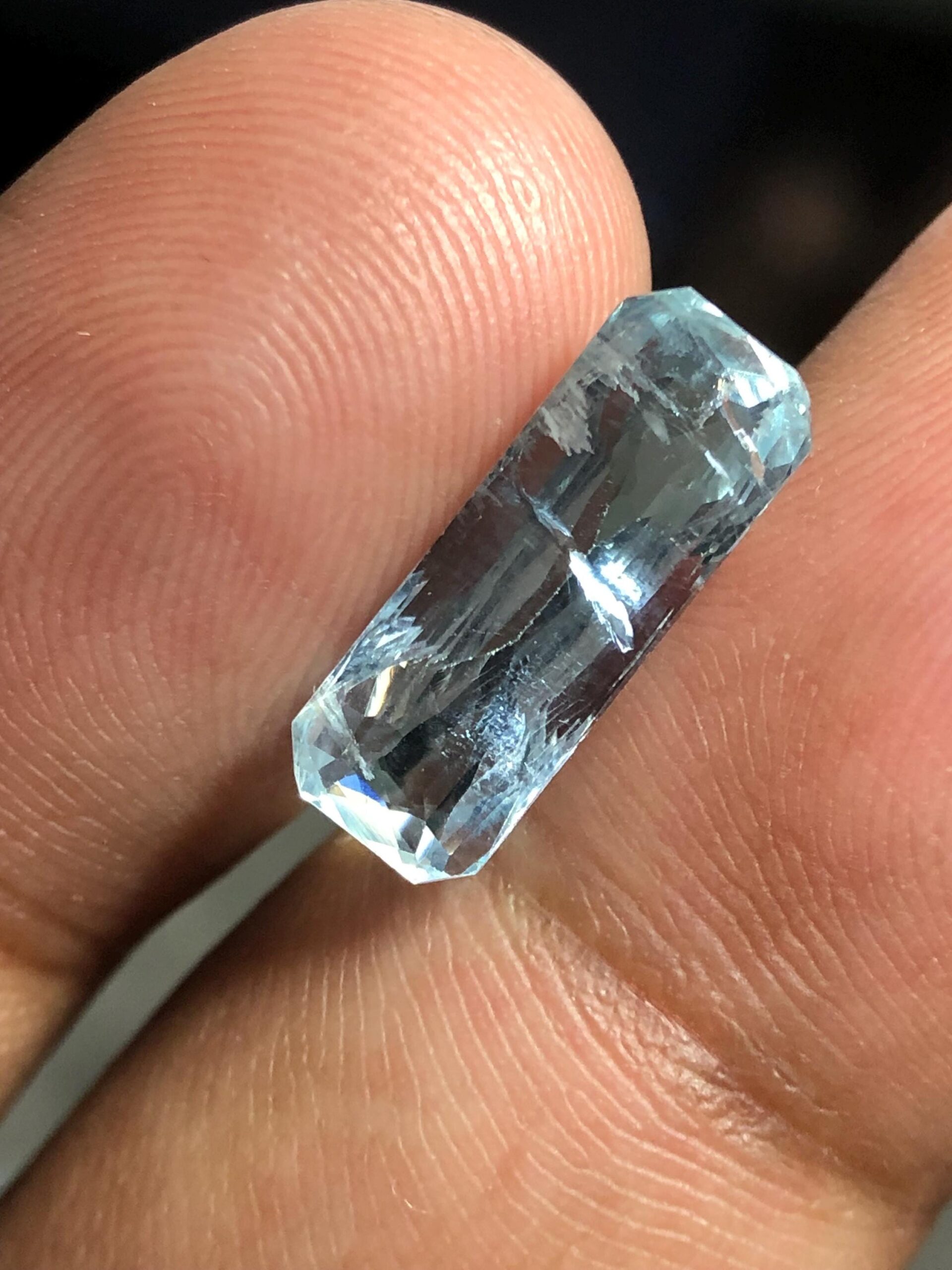 Natural Aquamarine Emerald Cut Gemstone, Light Blue Faceted Crystal (15.1x5.6 mm) - Image 7