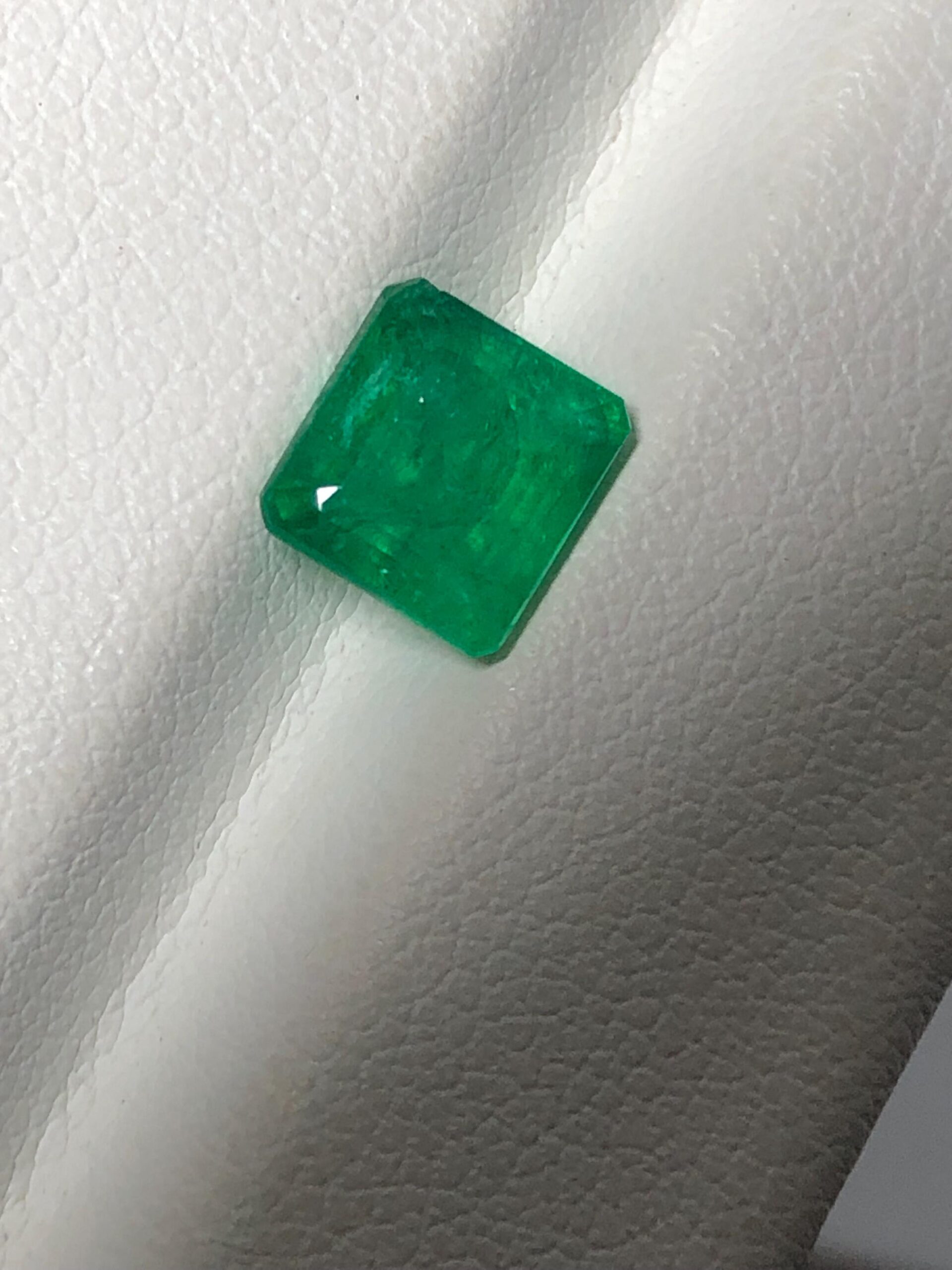 Natural Swat Pakistan Emerald: 1.44 Ct Emerald Cut Loose Gemstone (6.7x6.3mm) - Image 2