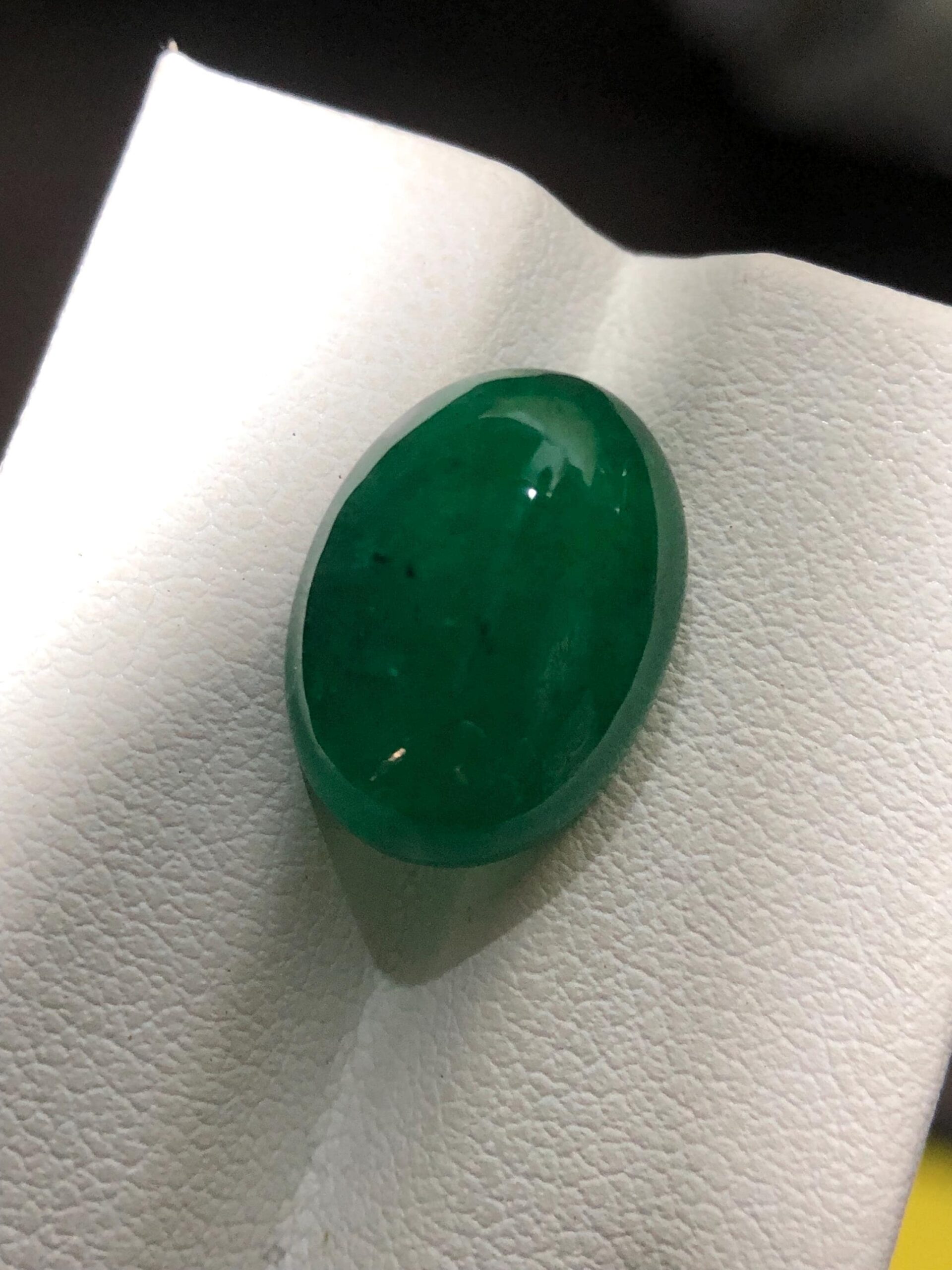 Natural Emerald 7.36 Carat | Oval Cabochon Loose Green Gemstone - Image 3
