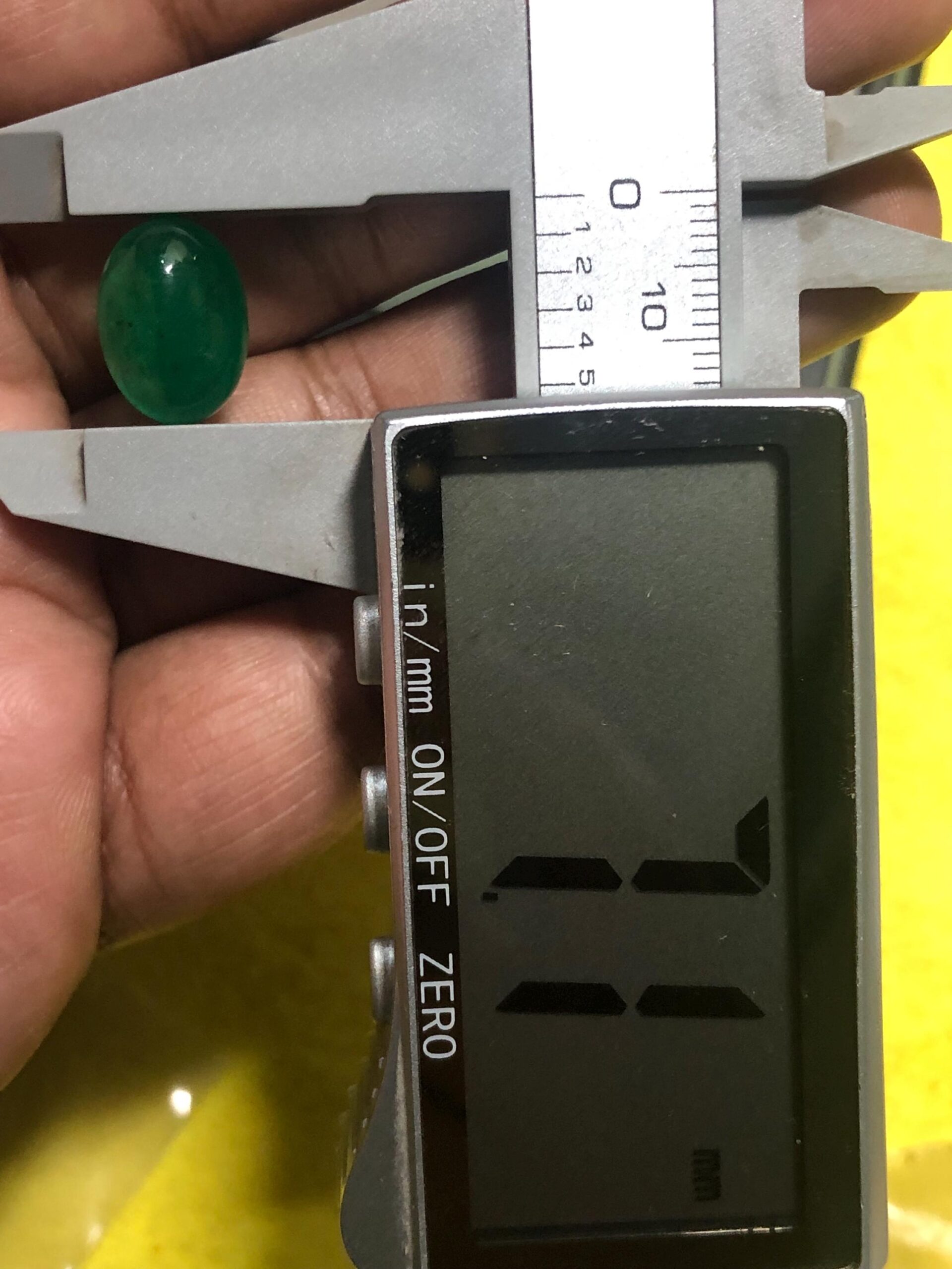 Natural Emerald 7.36 Carat | Oval Cabochon Loose Green Gemstone - Image 6