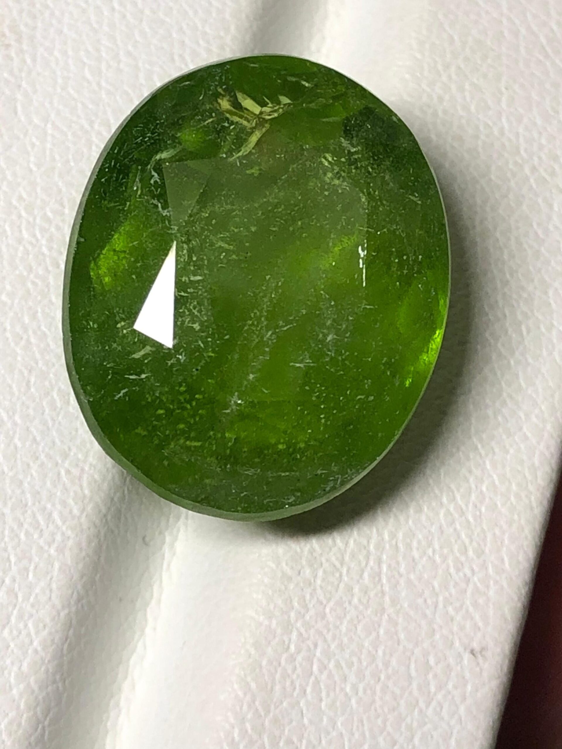 Natural Pakistani Peridot Oval Cabochon | Bright Green Collector Gemstone (24.29 Ct) - Image 4