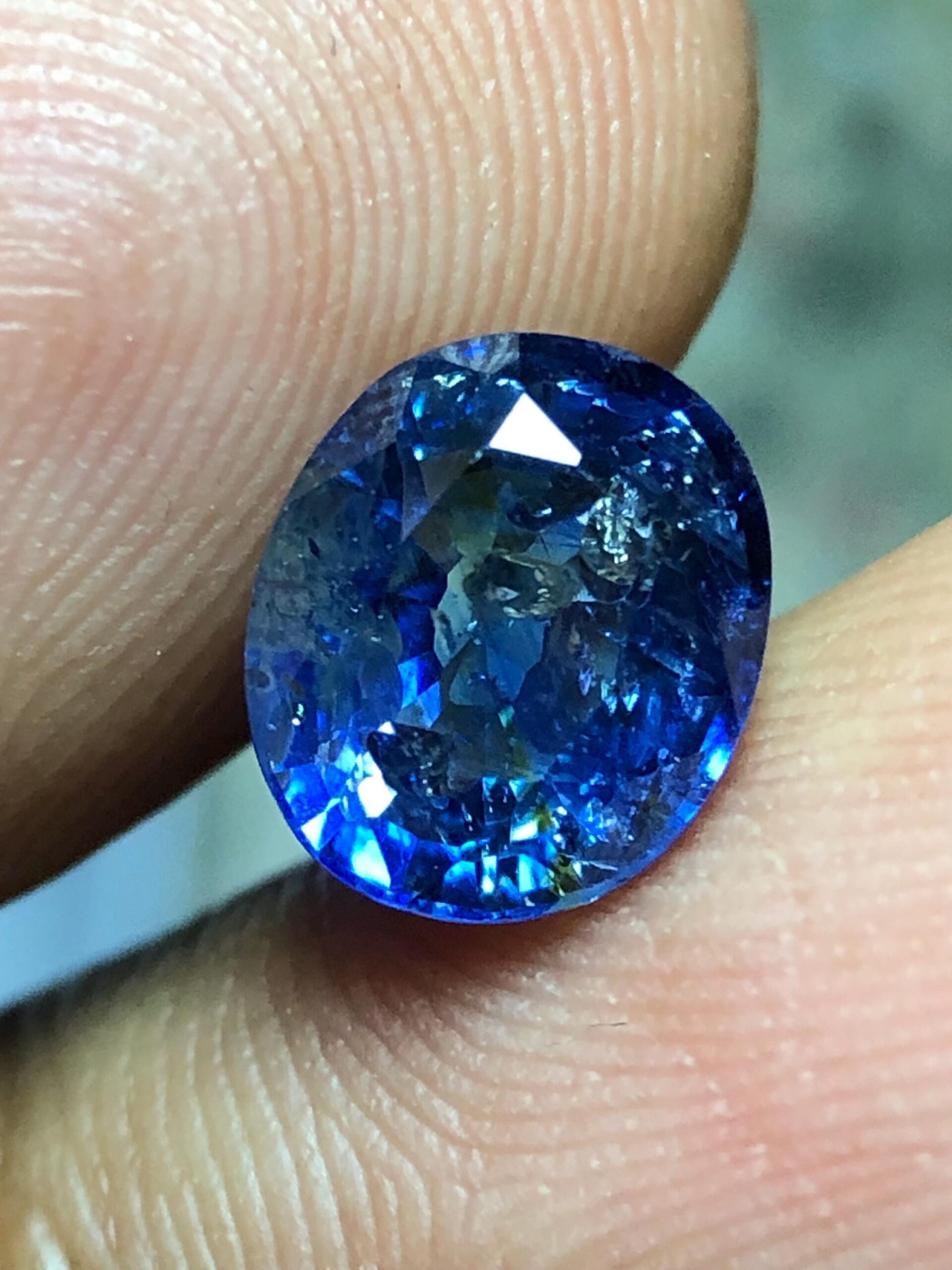 Natural Ceylon Blue Sapphire Oval Gemstone | 2.295 Ct Sri Lankan Heated Stone - Image 5