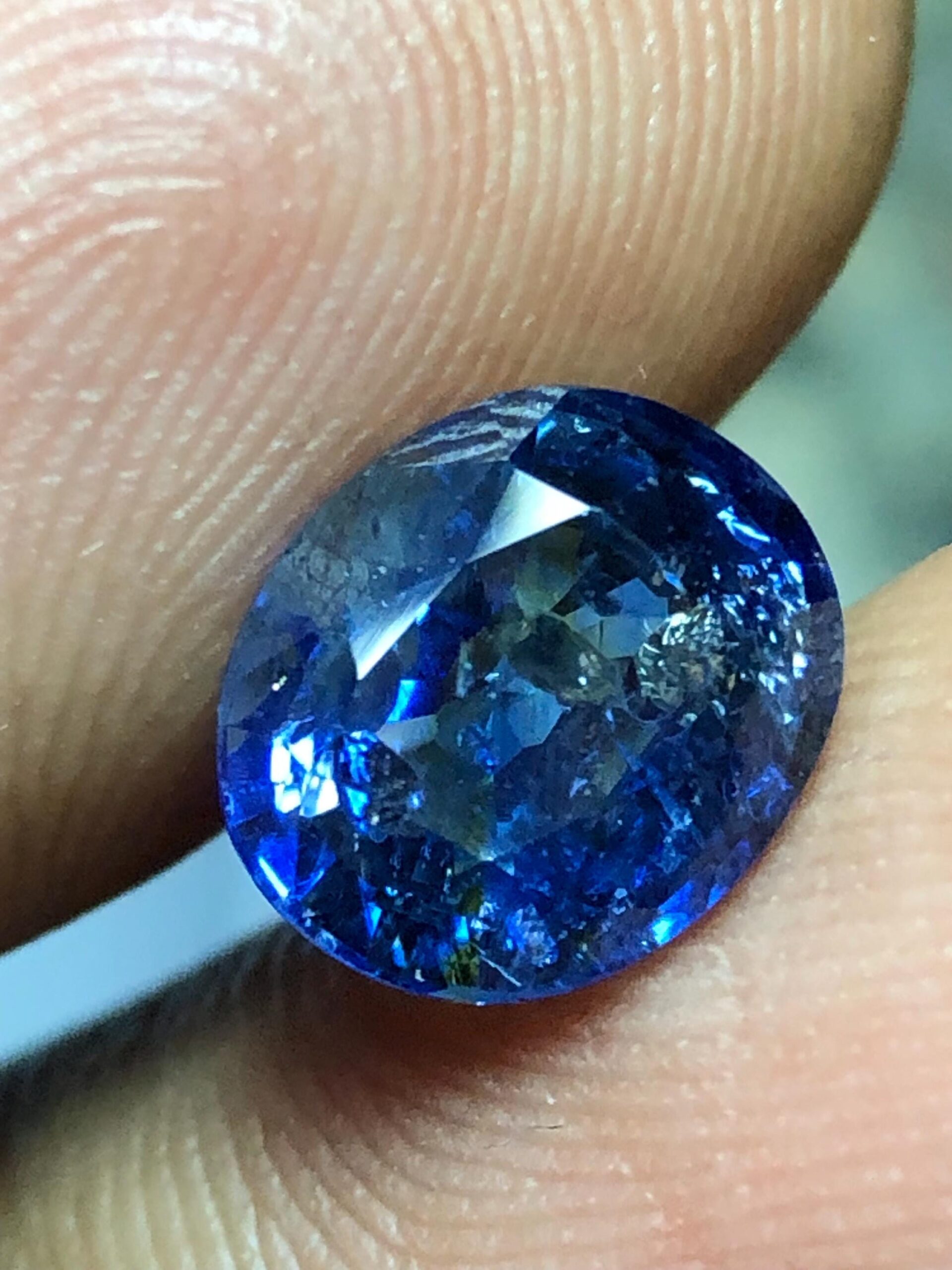 Natural Ceylon Blue Sapphire Oval Gemstone | 2.295 Ct Sri Lankan Heated Stone - Image 6