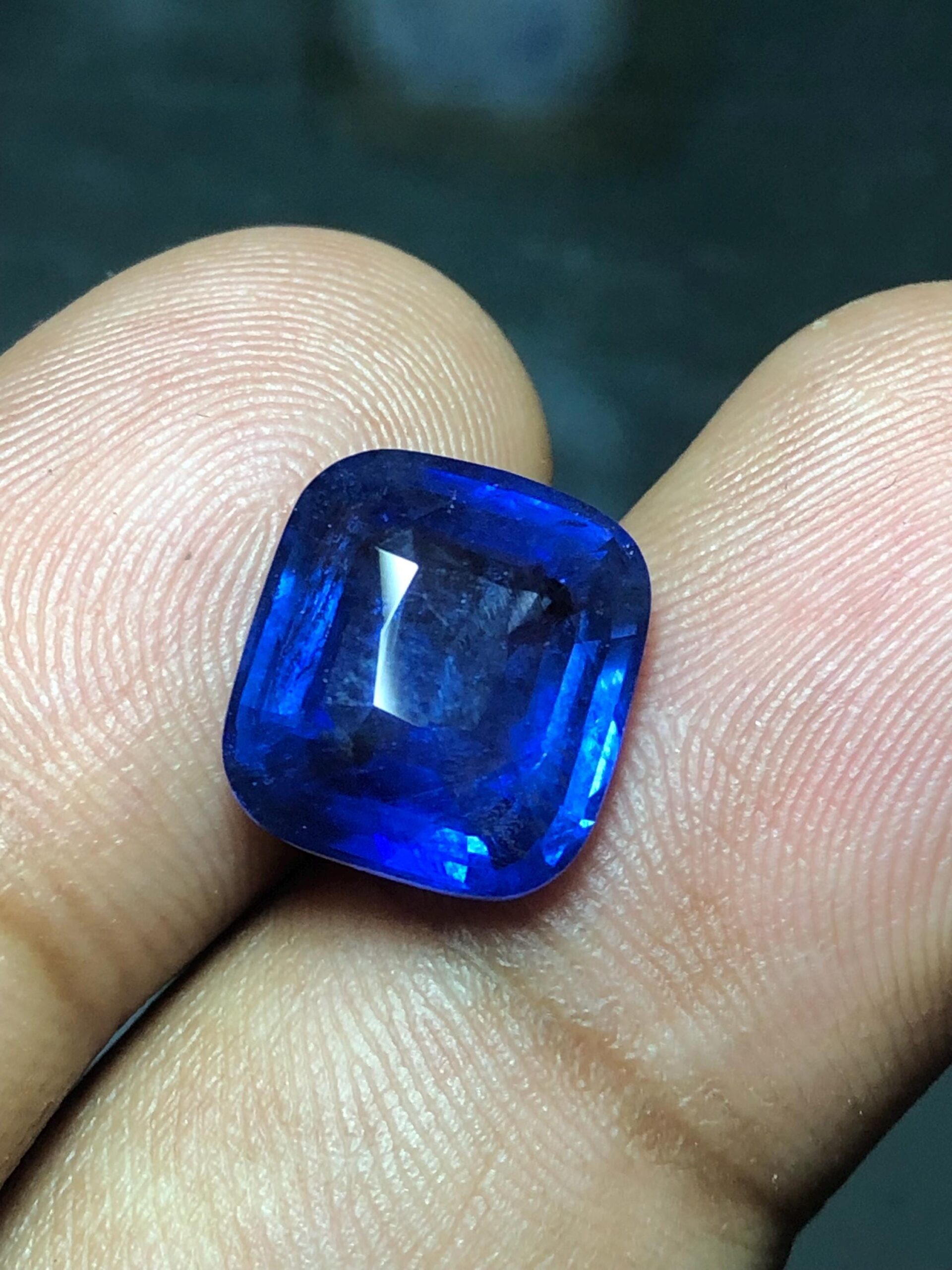 7.11 Ct Royal Blue Sapphire | Sri Lanka Ceylon | Traditional Heat Treated | Cushion Cut Gemstone - Image 5
