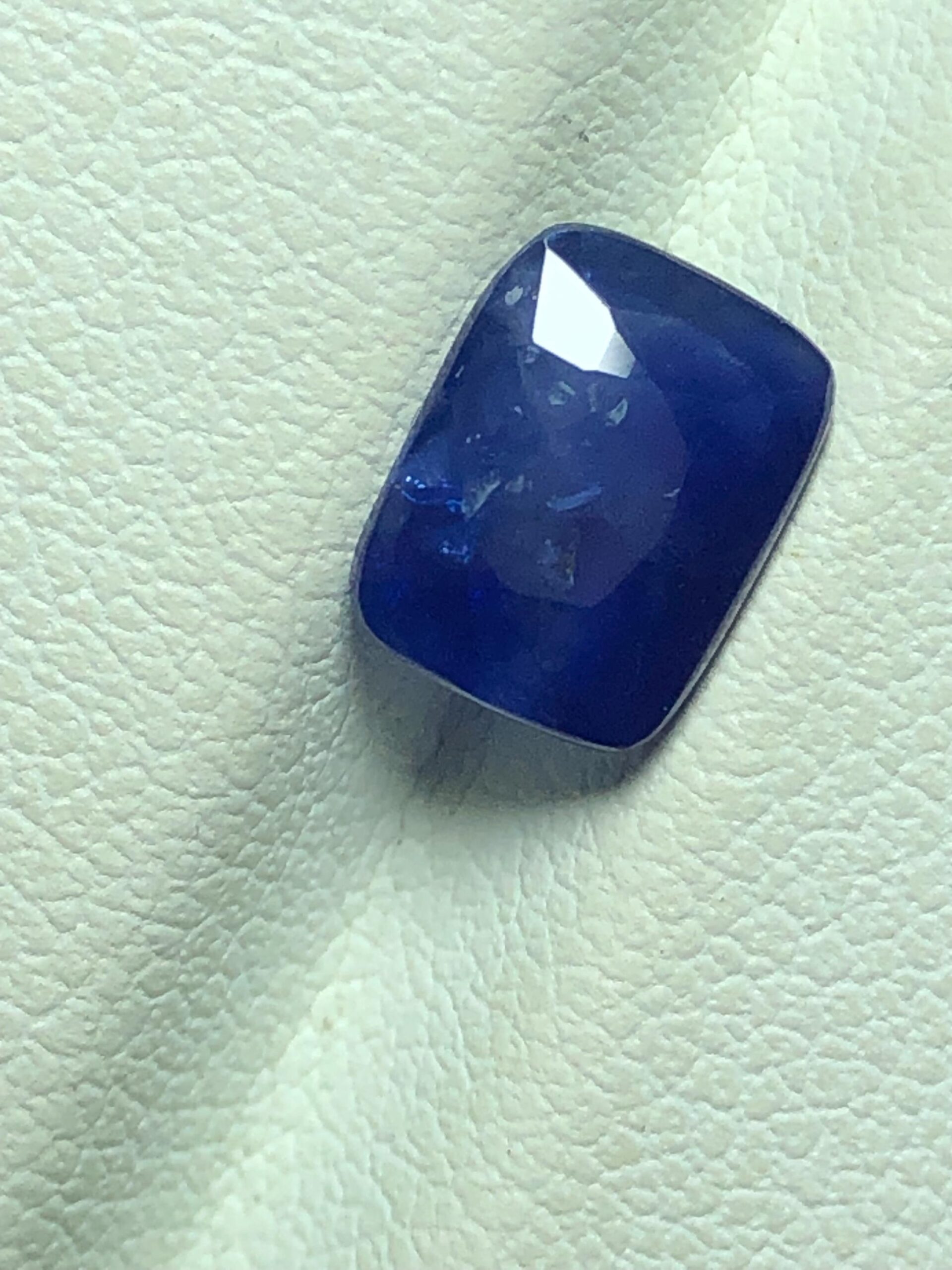Natural Oval Blue Sapphire Gemstone | Ceylon, only traditional Heated, 1.675 ct for Jewelry Making - Image 7