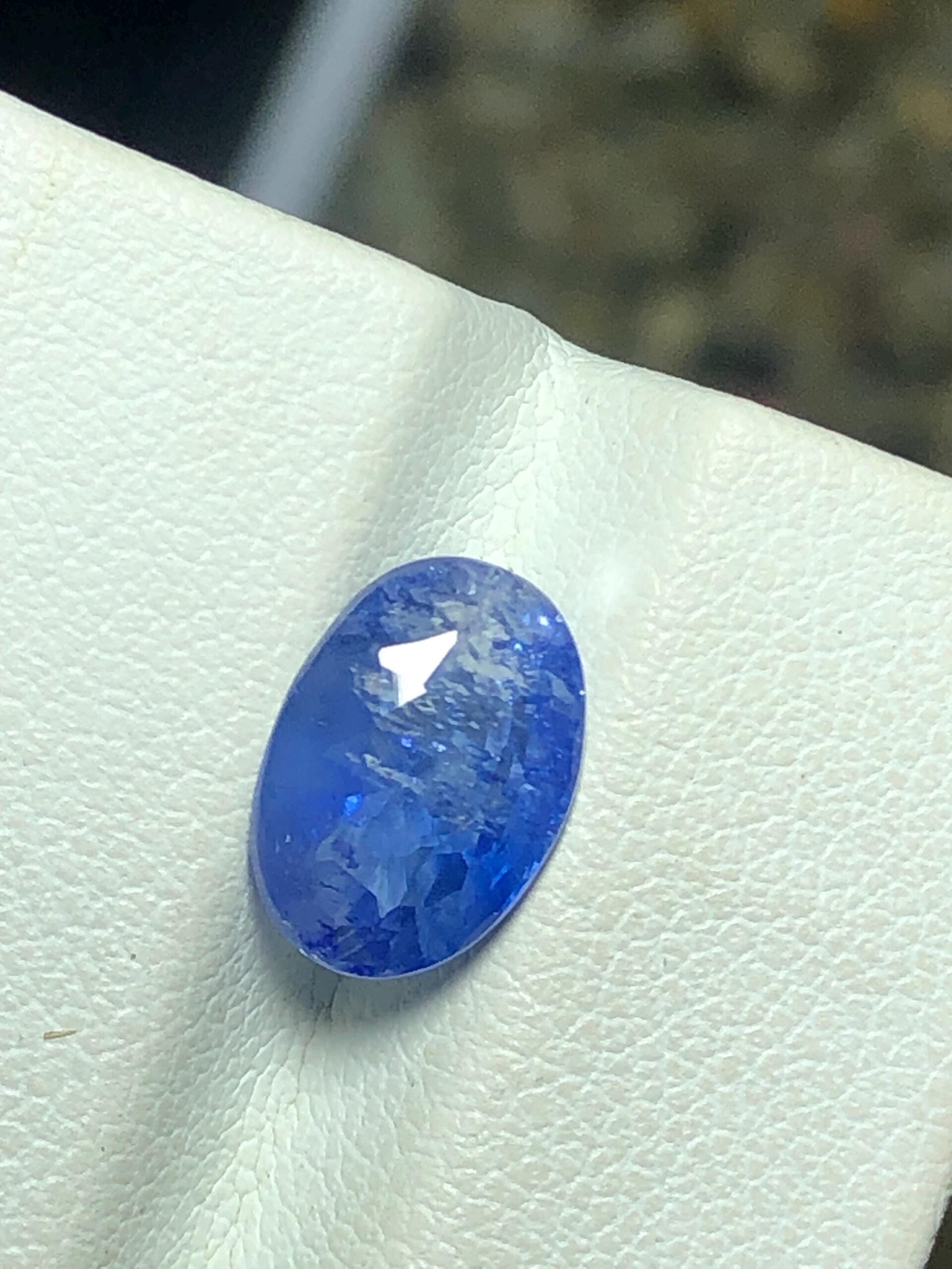 Natural Ceylon Blue Sapphire 3.195 Ct | Sri Lanka | Oval Faceted | 10x7.1x4.7mm Loose Gemstone - Image 4