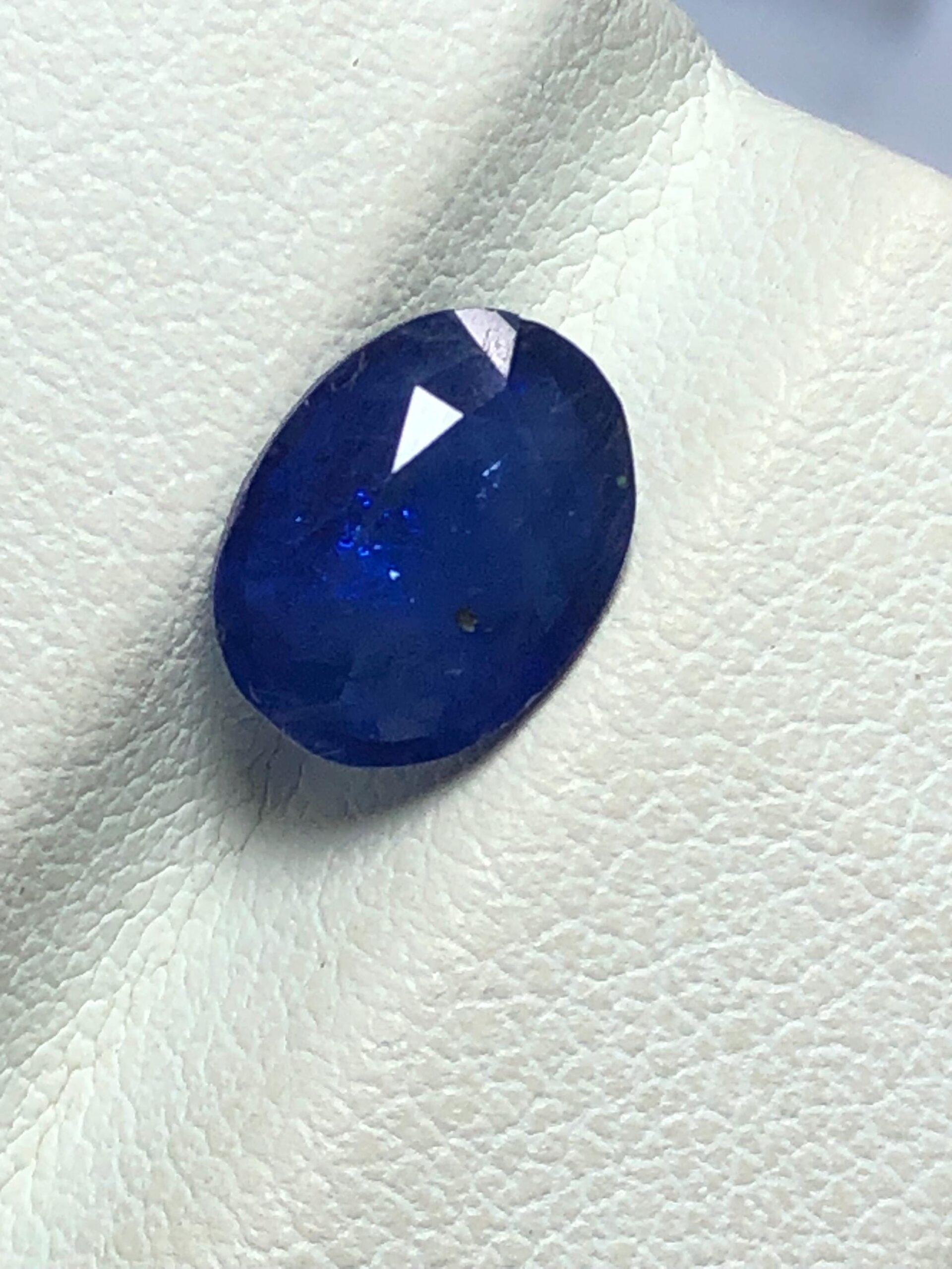 1.815 Ct Natural Ceylon Blue Sapphire | Heated Sri Lanka Sapphire | Oval Faceted Loose Gemstone - Image 2