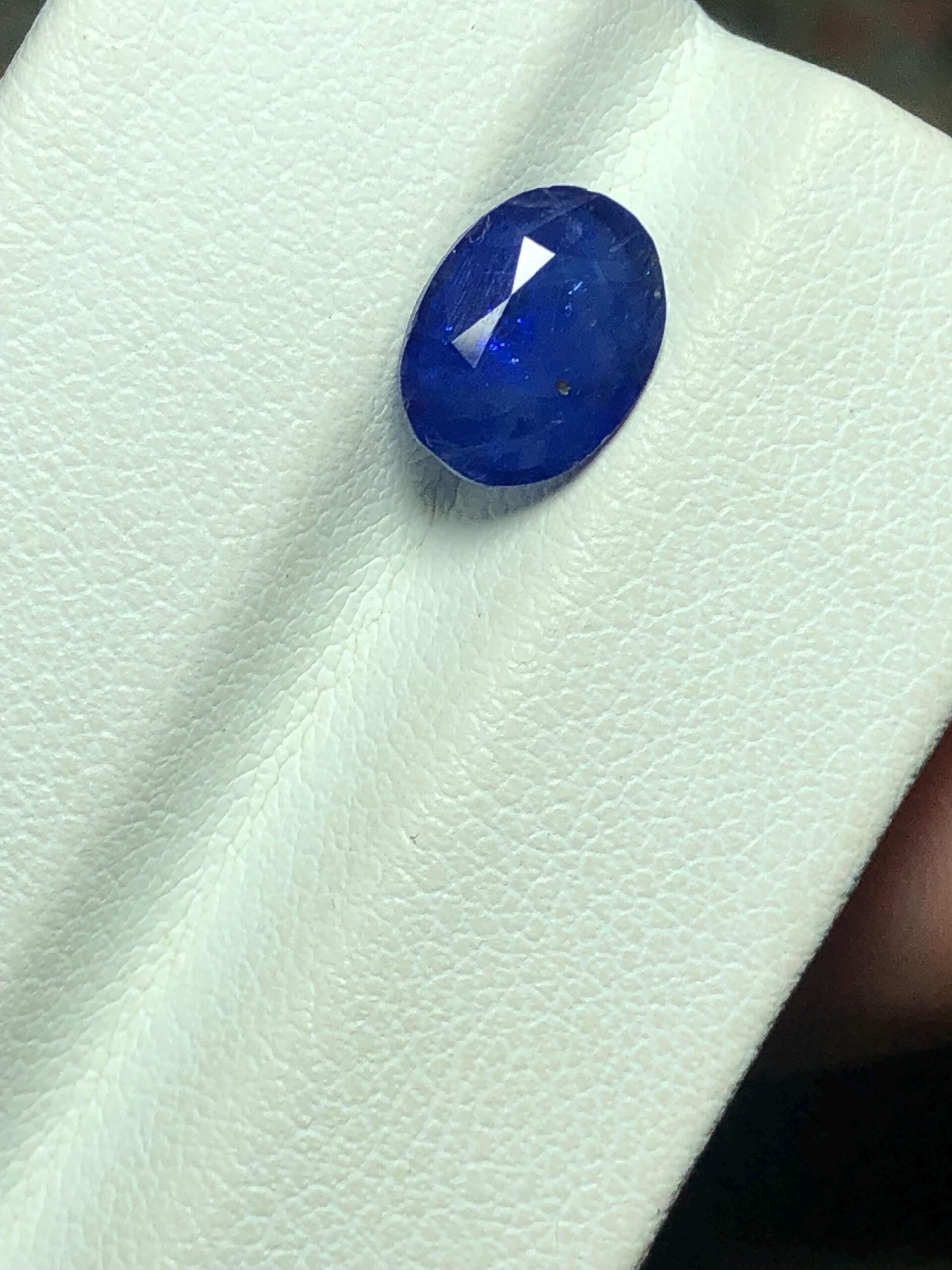1.815 Ct Natural Ceylon Blue Sapphire | Heated Sri Lanka Sapphire | Oval Faceted Loose Gemstone - Image 5