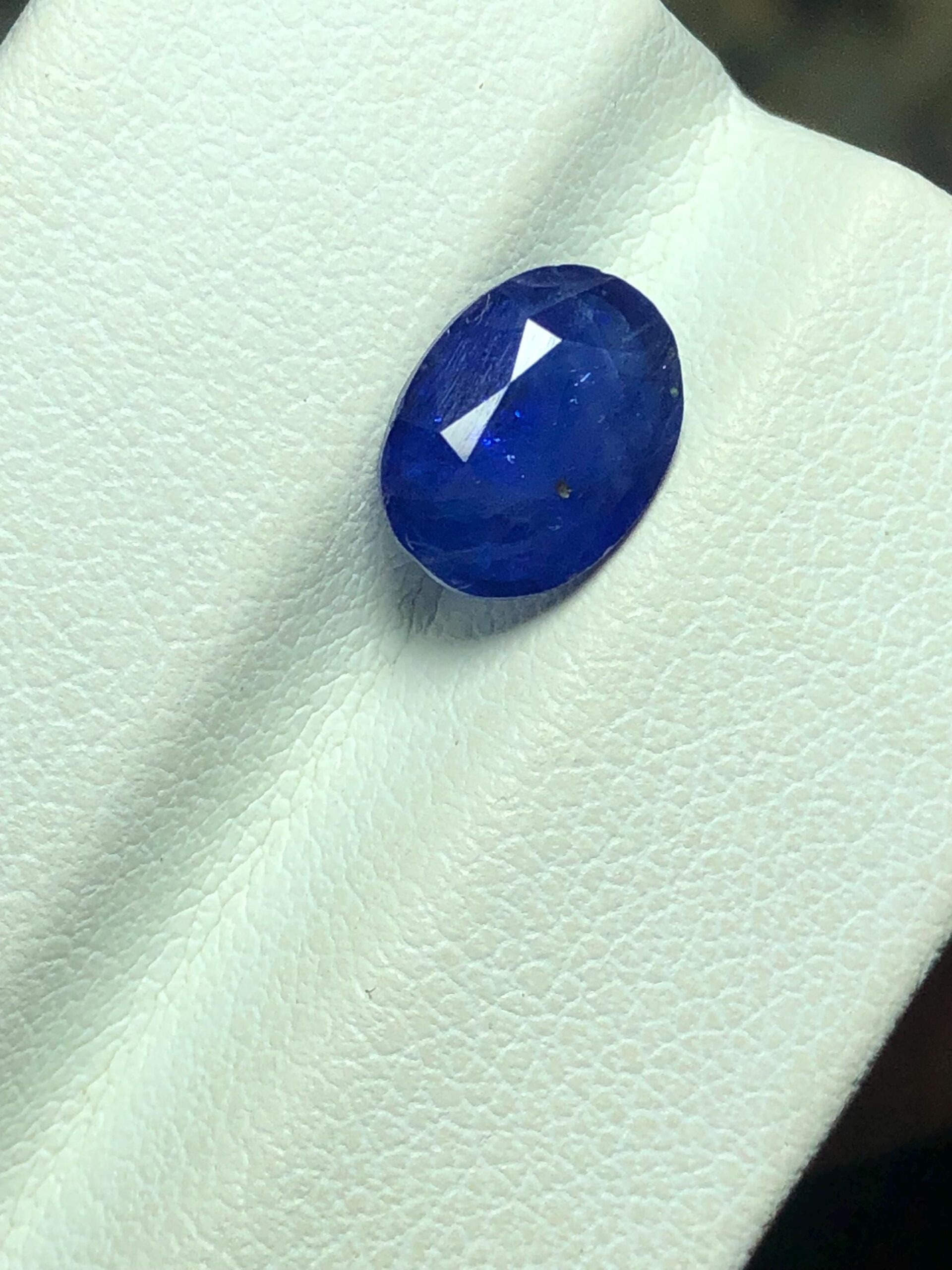 1.815 Ct Natural Ceylon Blue Sapphire | Heated Sri Lanka Sapphire | Oval Faceted Loose Gemstone - Image 9