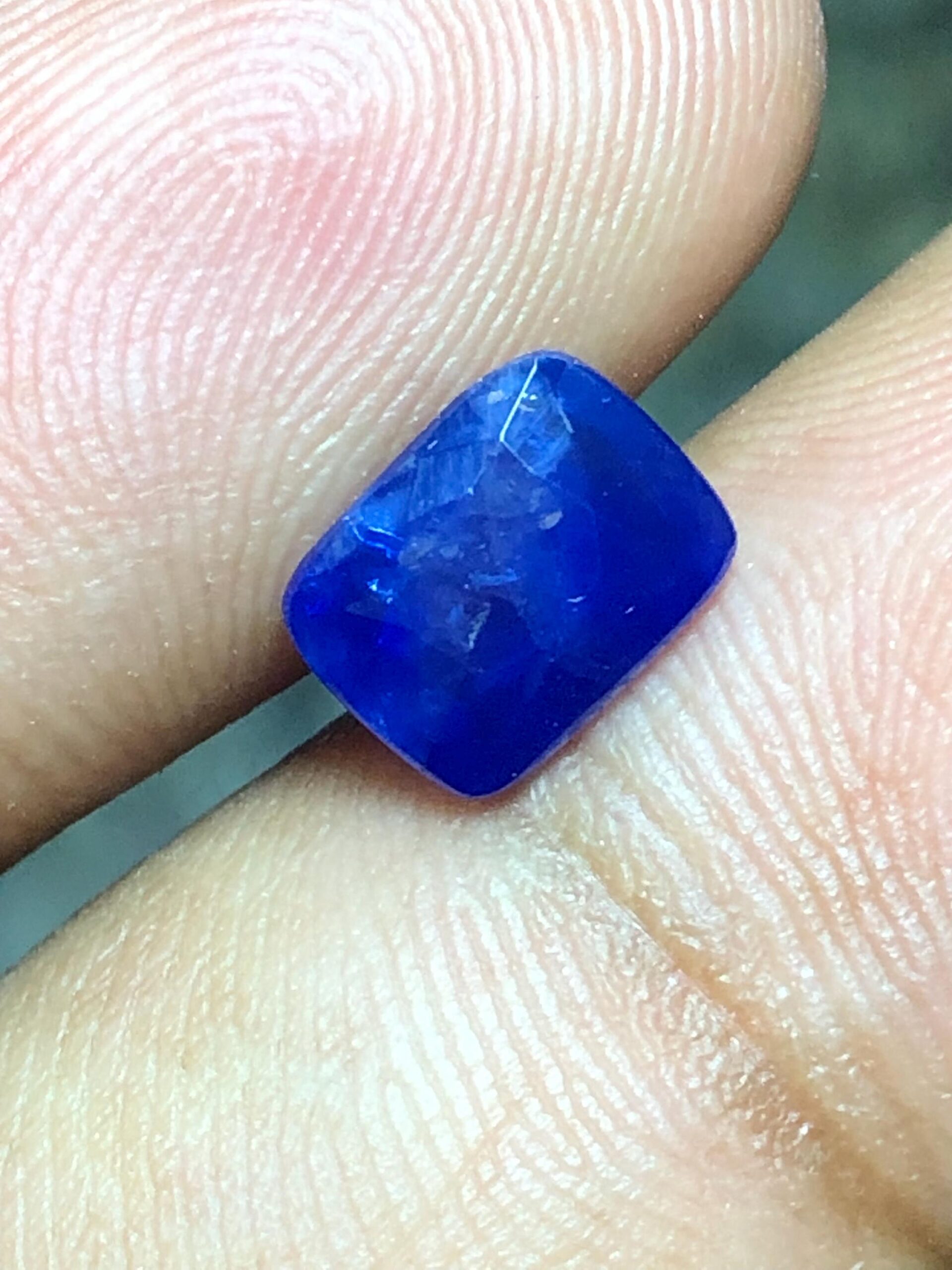 Natural Oval Blue Sapphire Gemstone | Ceylon, only traditional Heated, 1.675 ct for Jewelry Making - Image 4