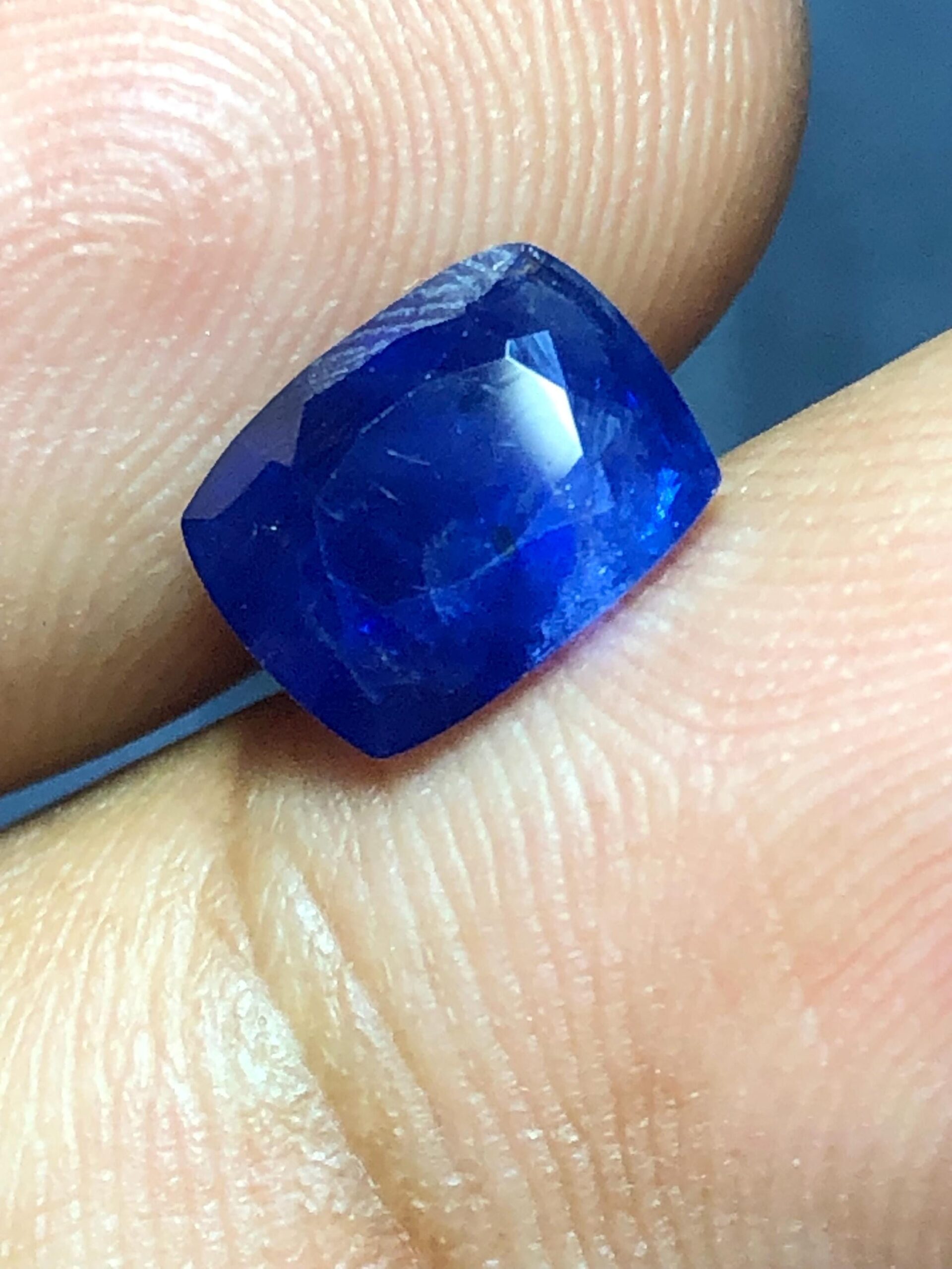 Oval Ceylon Blue Sapphire Gemstone | 2 Ct Sri Lankan Oval Cut (8.1 x 6.2 mm) - Image 6