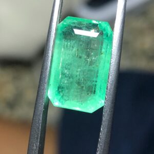 5.305 Ct Natural Pakistani Emerald | Octagon Cut Green Gemstone (12.9x8x5.4mm)