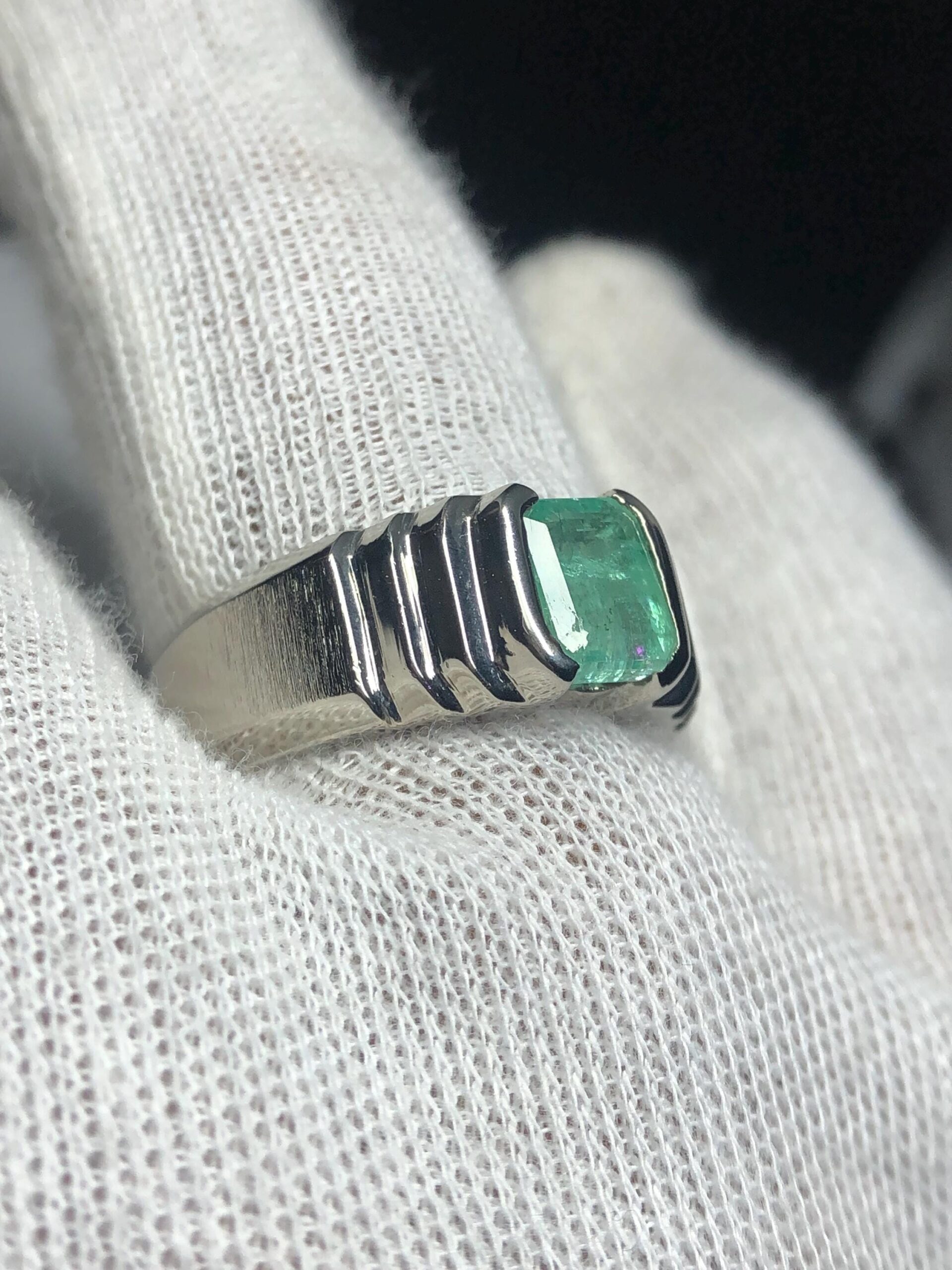 Natural Emerald Ring 1.595 Ct | No Oil Emerald Gemstone Ring | 925 Sterling Silver Ring | Green Emerald Ring | US Size 9 | Statement Ring - Image 10