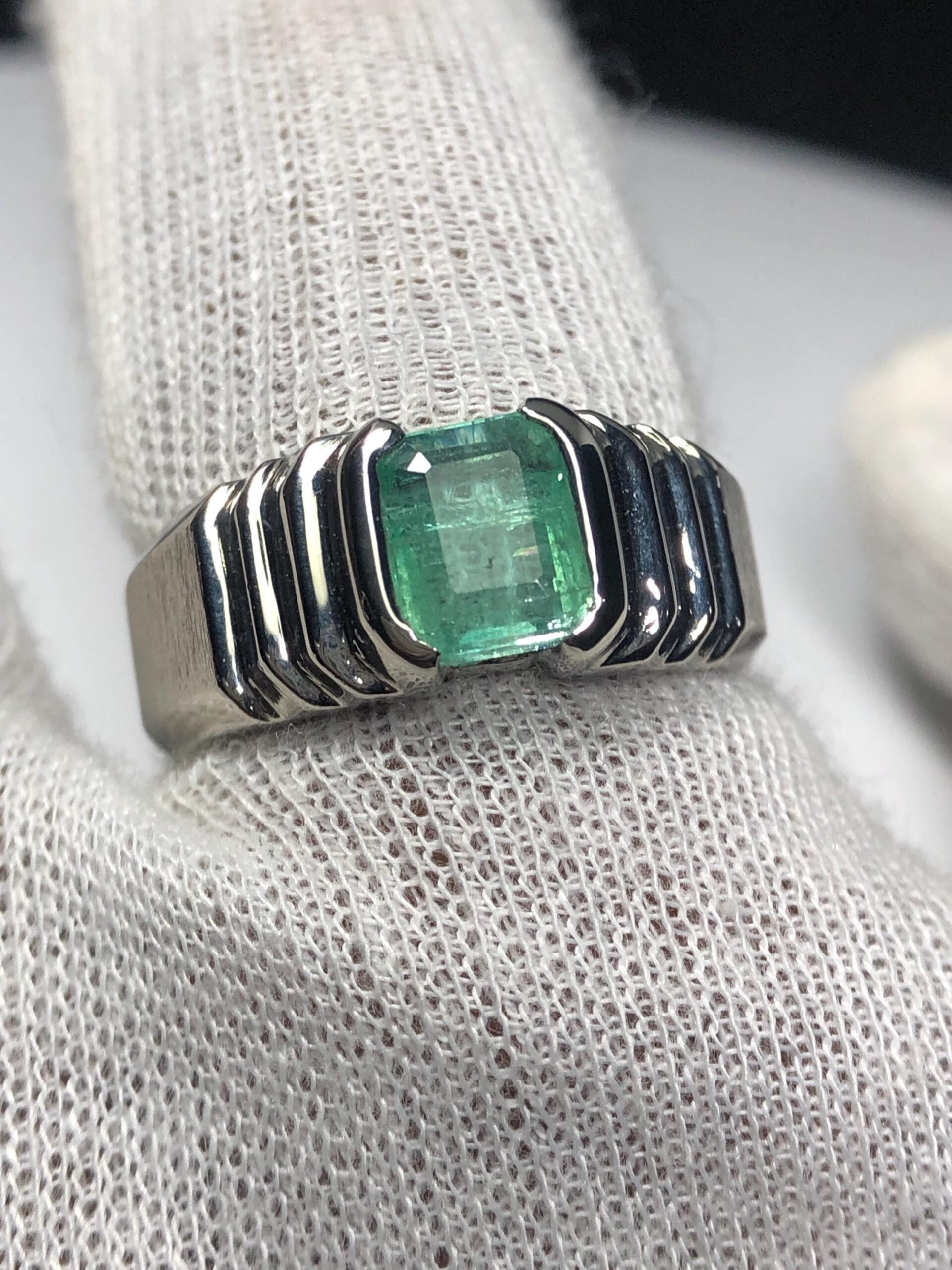 Natural Emerald Ring 1.595 Ct | No Oil Emerald Gemstone Ring | 925 Sterling Silver Ring | Green Emerald Ring | US Size 9 | Statement Ring