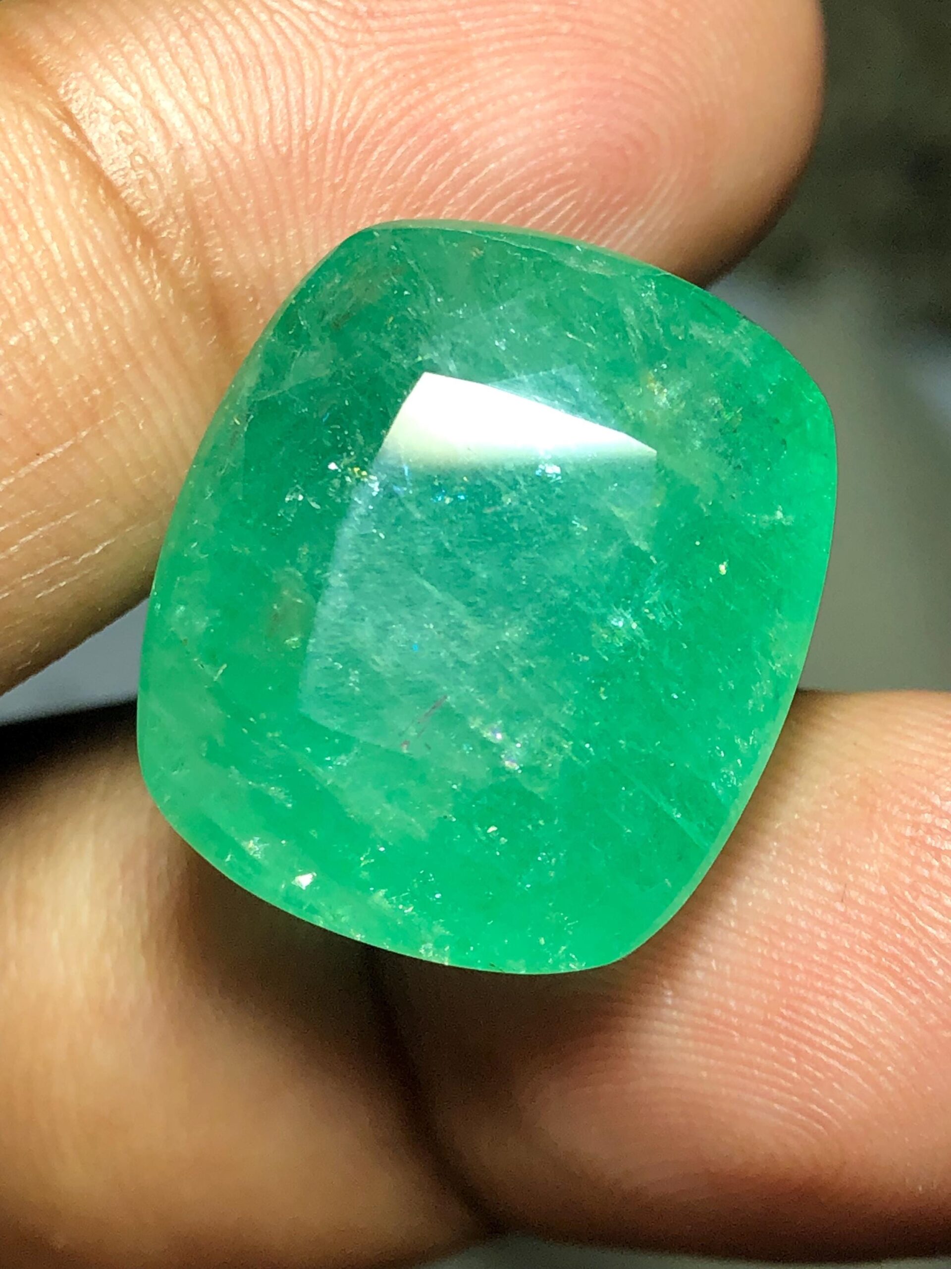 Natural Green Emerald 32.805 Ct Cushion Cut Loose Gemstone, 20.2 x 17.8 mm, Large Emerald for Custom Jewelry - Image 6