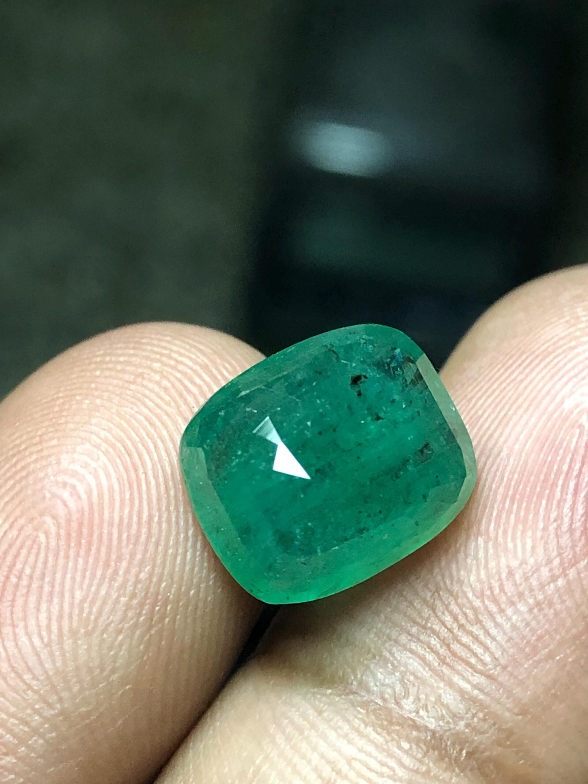 Natural Zambian Emerald 5.805 Ct Cushion Cut Loose Gemstone, Genuine Green Emerald, 10 x 11.9 x 6.2 mm, Jewelry Making Stone - Image 3