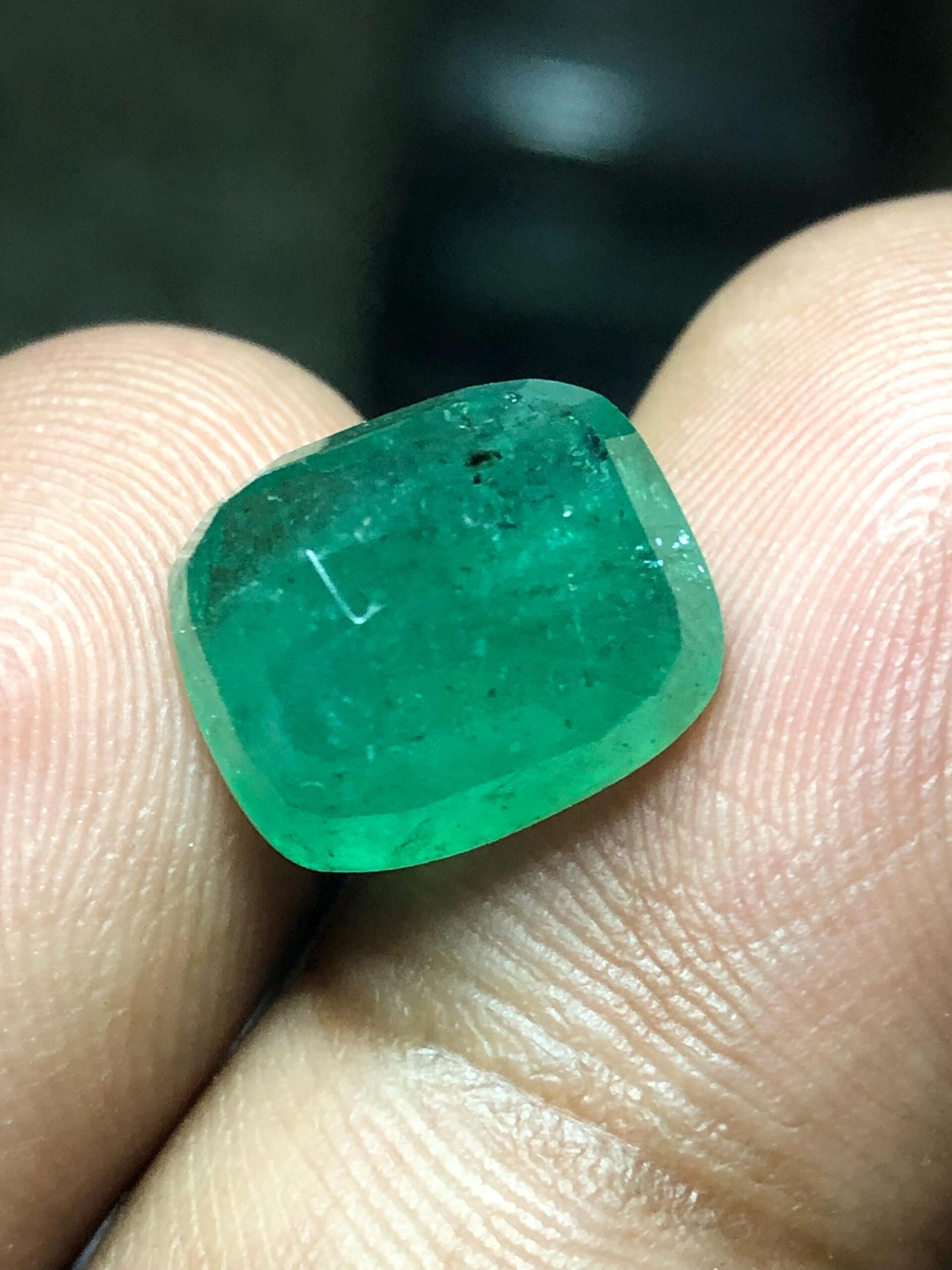 Natural Zambian Emerald 5.805 Ct Cushion Cut Loose Gemstone, Genuine Green Emerald, 10 x 11.9 x 6.2 mm, Jewelry Making Stone - Image 4