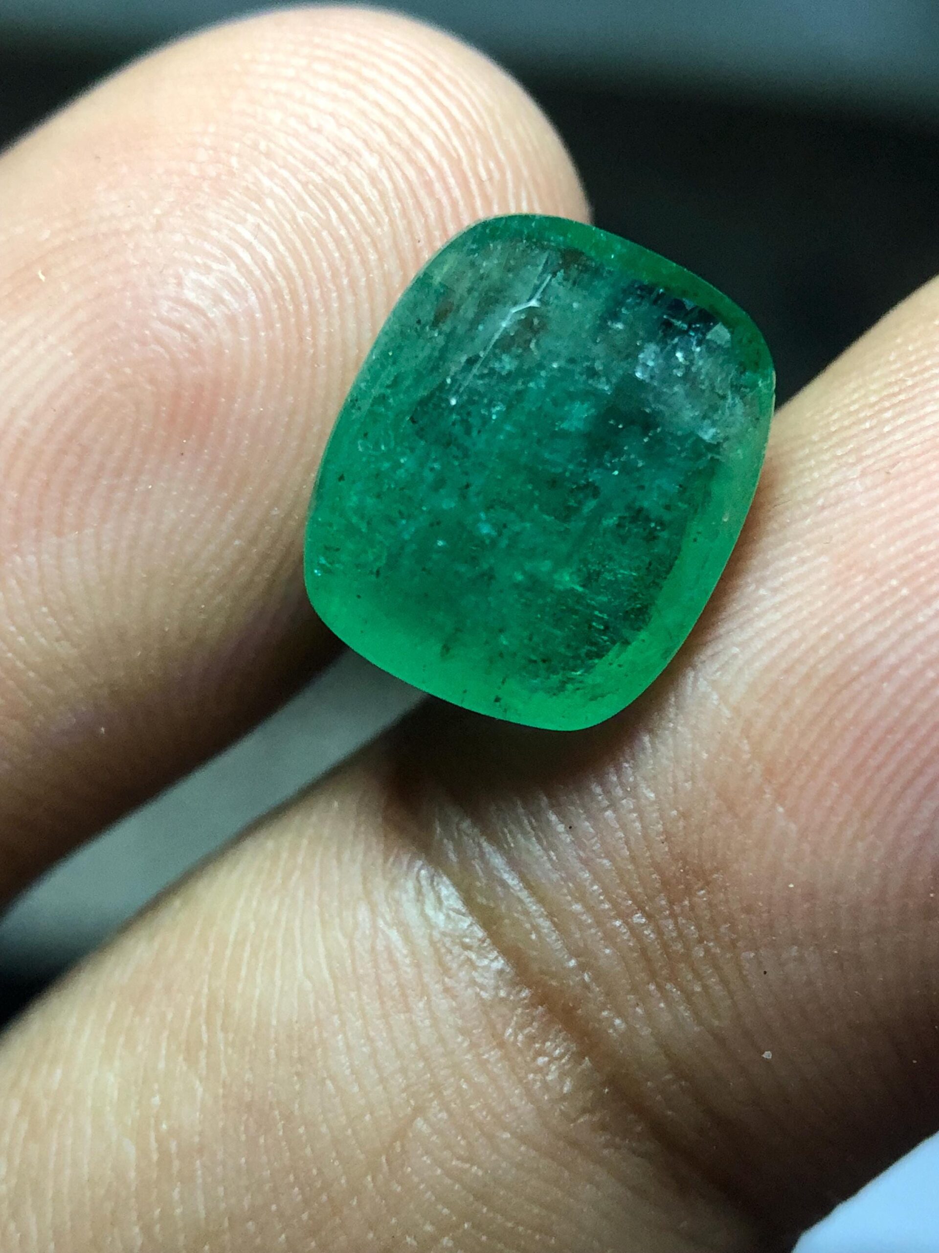 Natural Zambian Emerald 5.805 Ct Cushion Cut Loose Gemstone, Genuine Green Emerald, 10 x 11.9 x 6.2 mm, Jewelry Making Stone - Image 9
