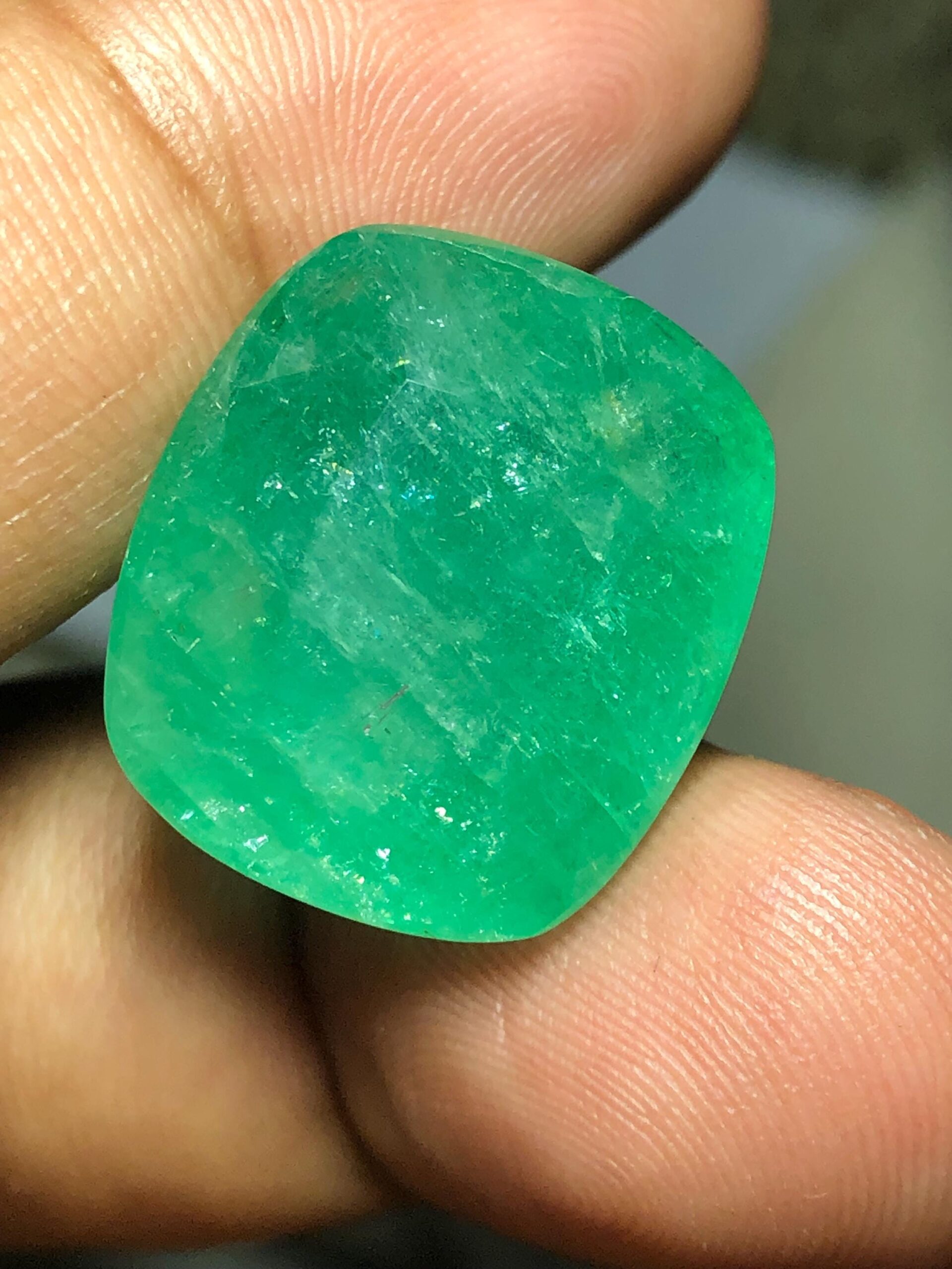 Natural Green Emerald 32.805 Ct Cushion Cut Loose Gemstone, 20.2 x 17.8 mm, Large Emerald for Custom Jewelry - Image 2