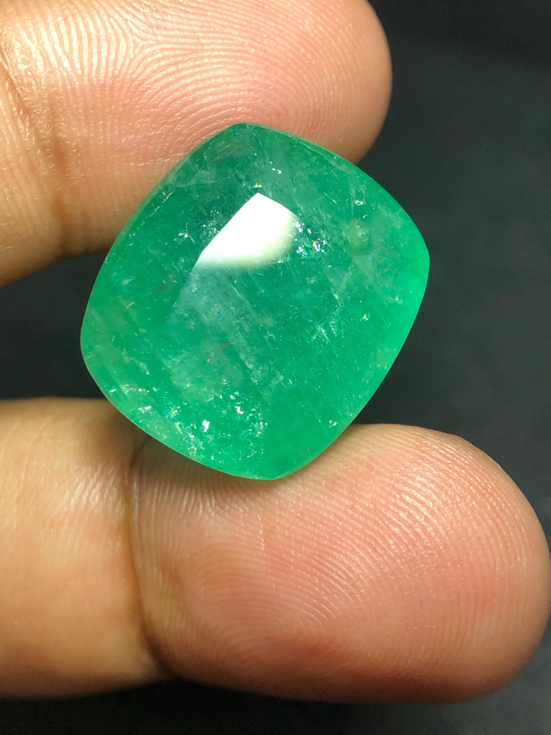 Natural Green Emerald 32.805 Ct Cushion Cut Loose Gemstone, 20.2 x 17.8 mm, Large Emerald for Custom Jewelry - Image 3