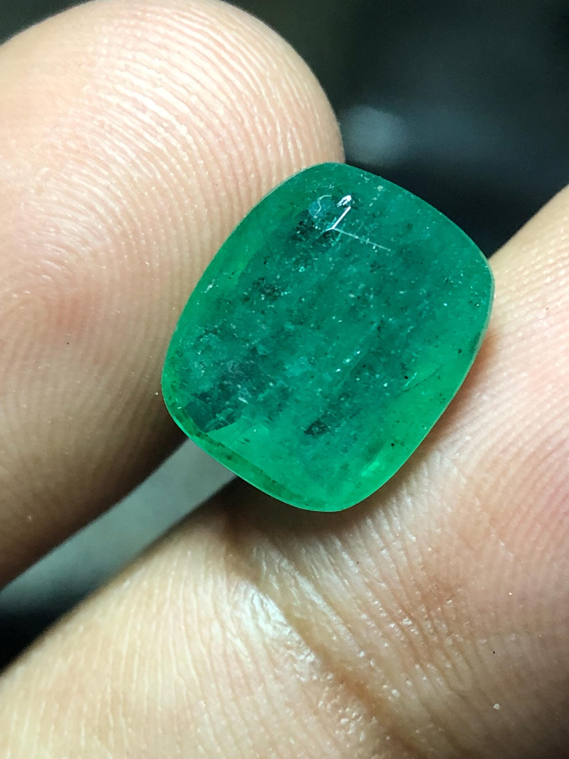 Natural Zambian Emerald 5.805 Ct Cushion Cut Loose Gemstone, Genuine Green Emerald, 10 x 11.9 x 6.2 mm, Jewelry Making Stone - Image 10