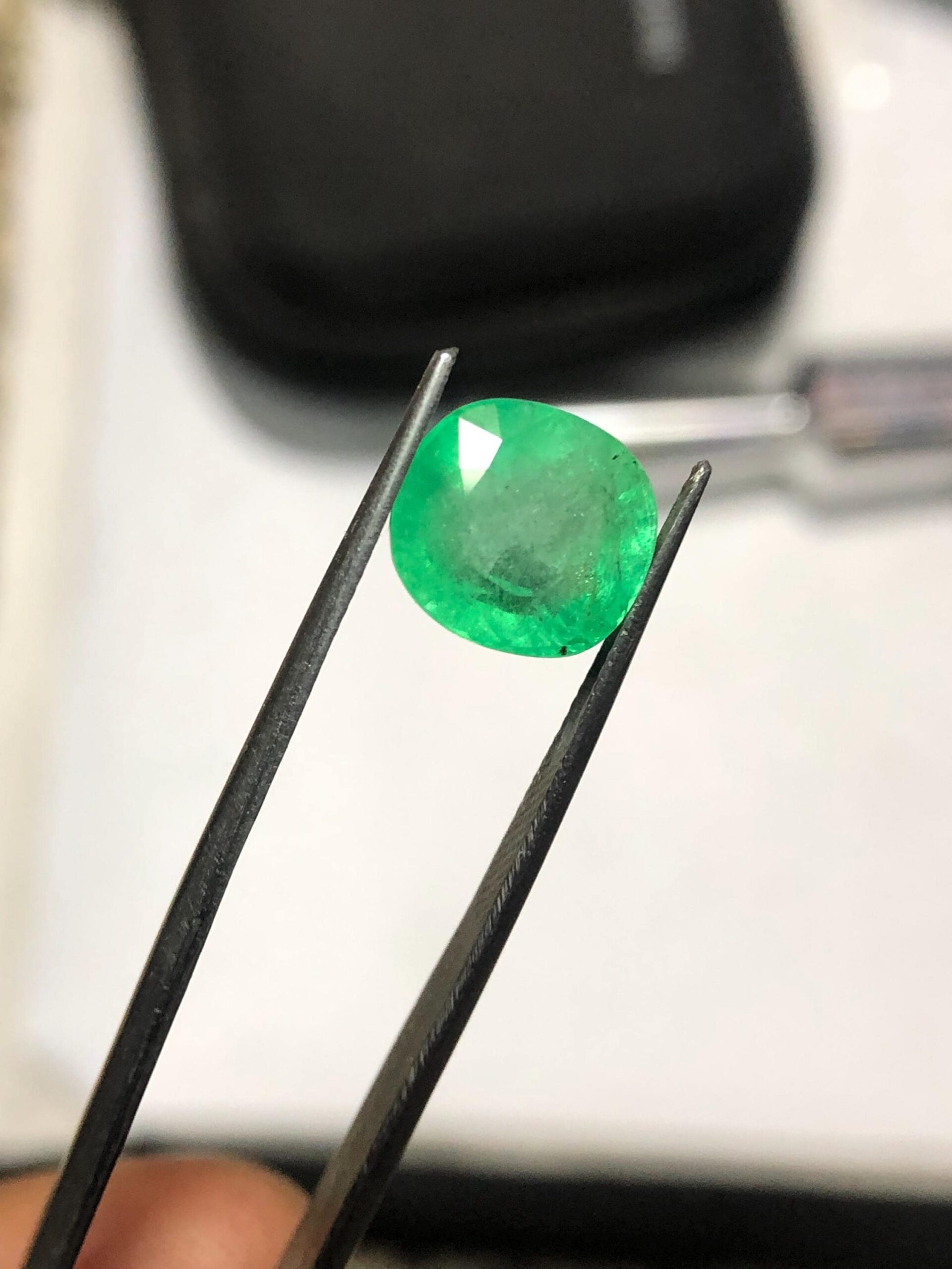 Natural Pakistani Emerald 5.81 Ct, Loose Green Emerald Gemstone, 10x10.8x7.6 mm, Raw Natural Beauty, Collector Gemstone, Jewelry Making Ston - Image 4
