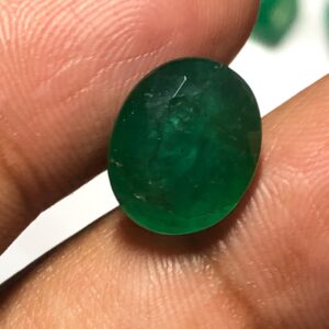 Natural Zambian Emerald 5.365 ct — Oval Cut, No Known Treatment